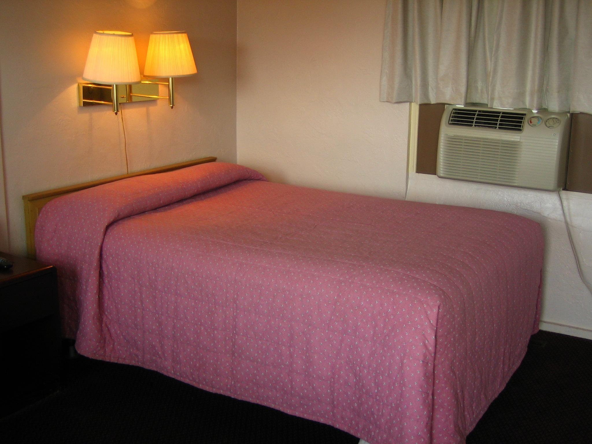American Inn Sedalia 2 Double Beds 2