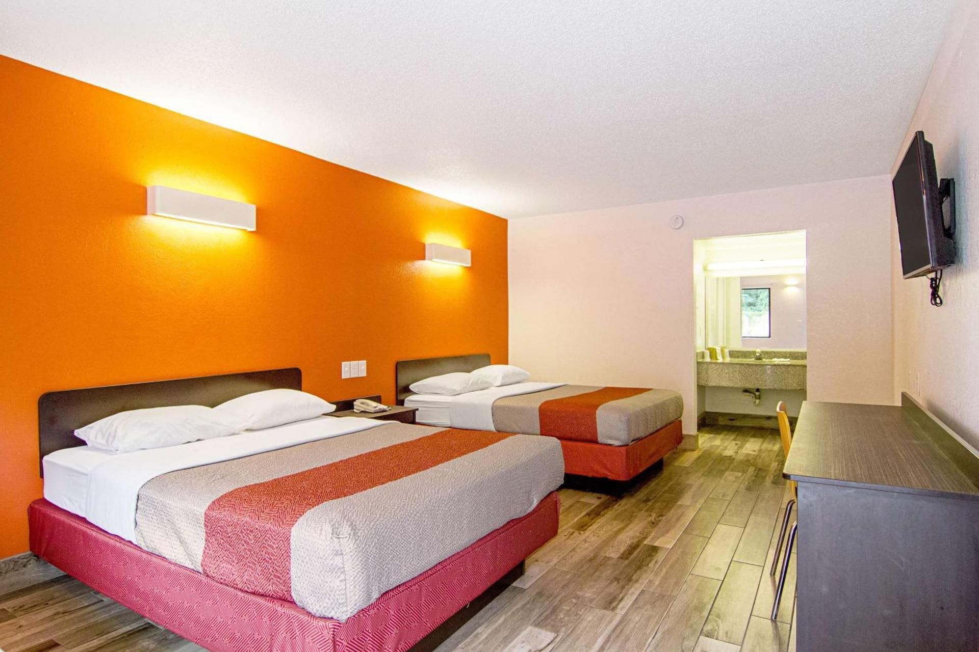 Queen Room with Two Queen Beds - Non-Smoking