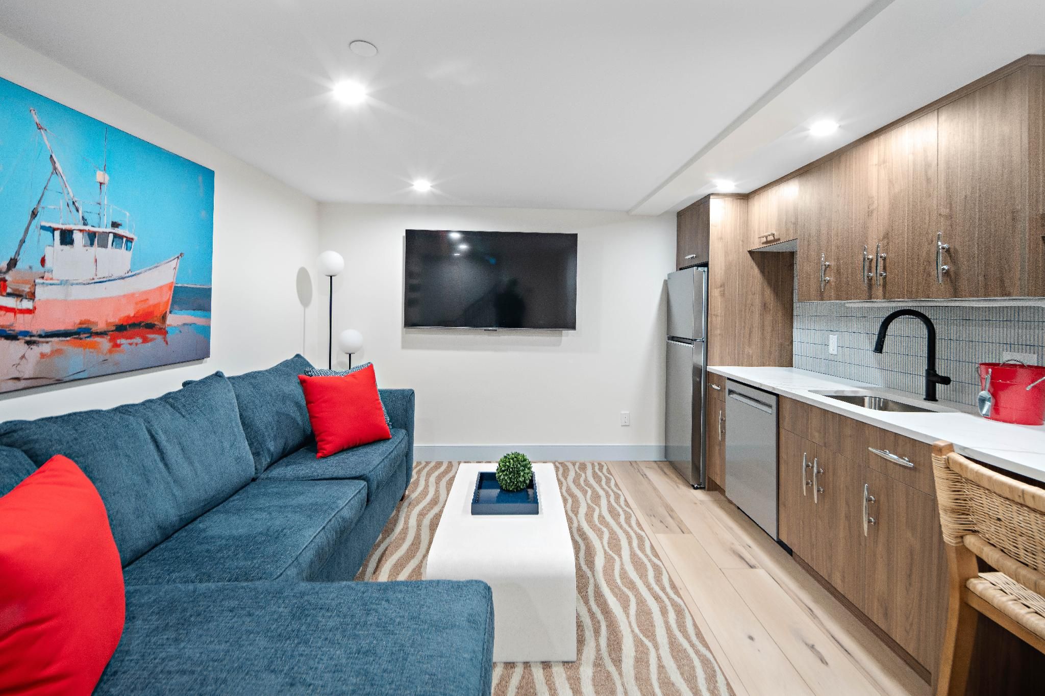 Cutwater Inn & Suites Suite 3