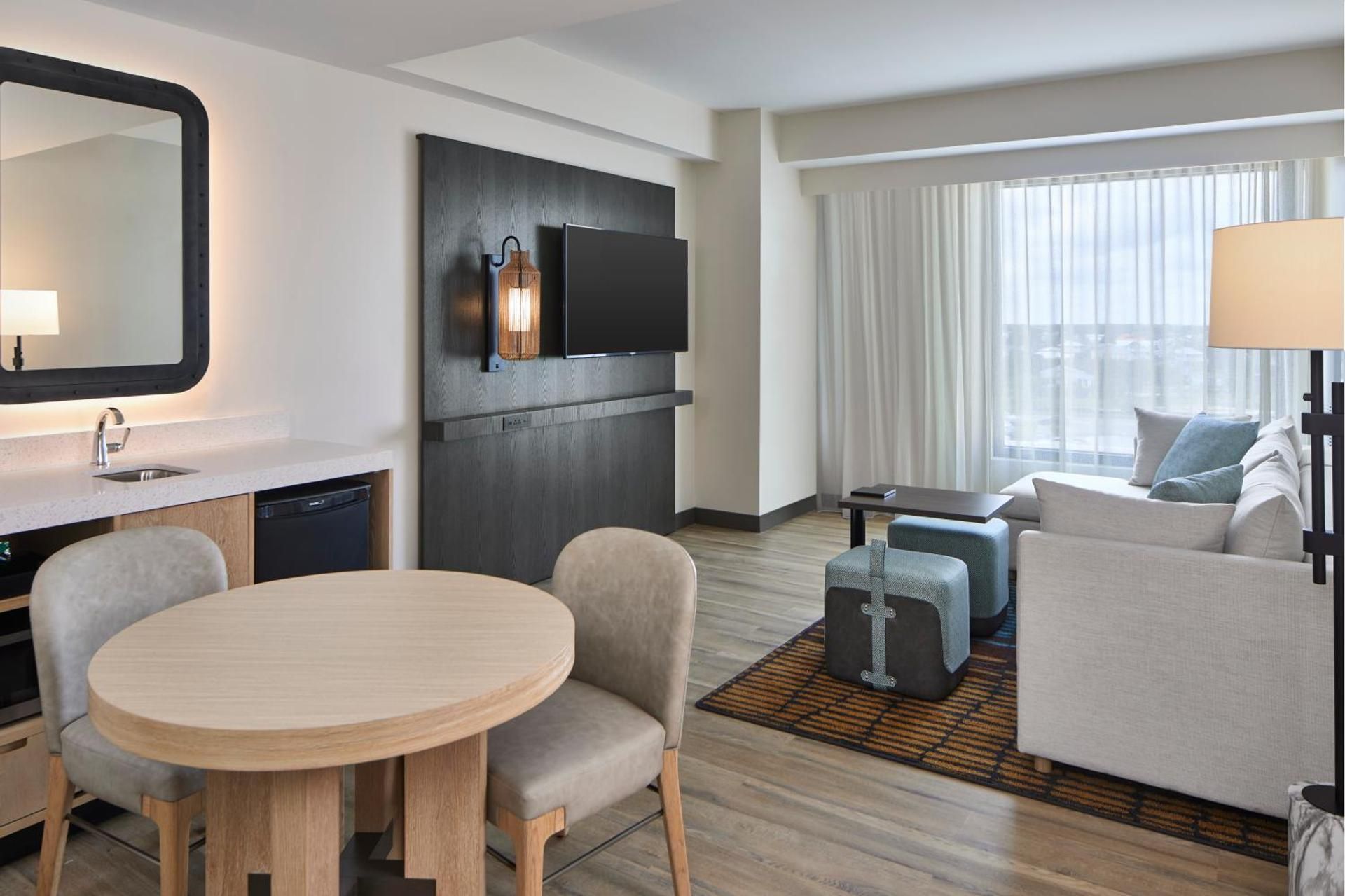 Embassy Suites by Hilton Gulf Shores Beach Resort Deluxe Suite with Two Queen Beds 2