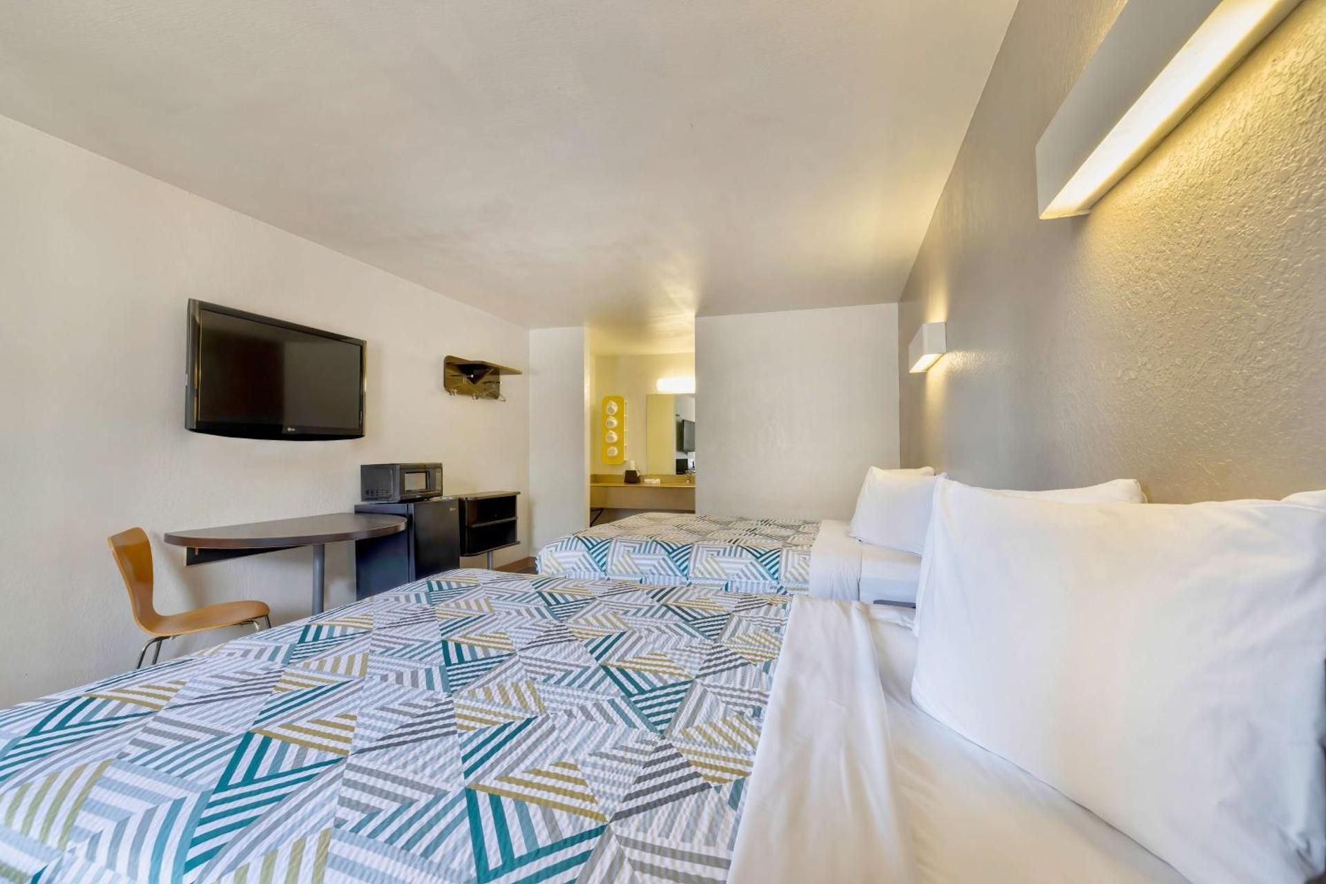 Double Room - Disability Access - Non-Smoking