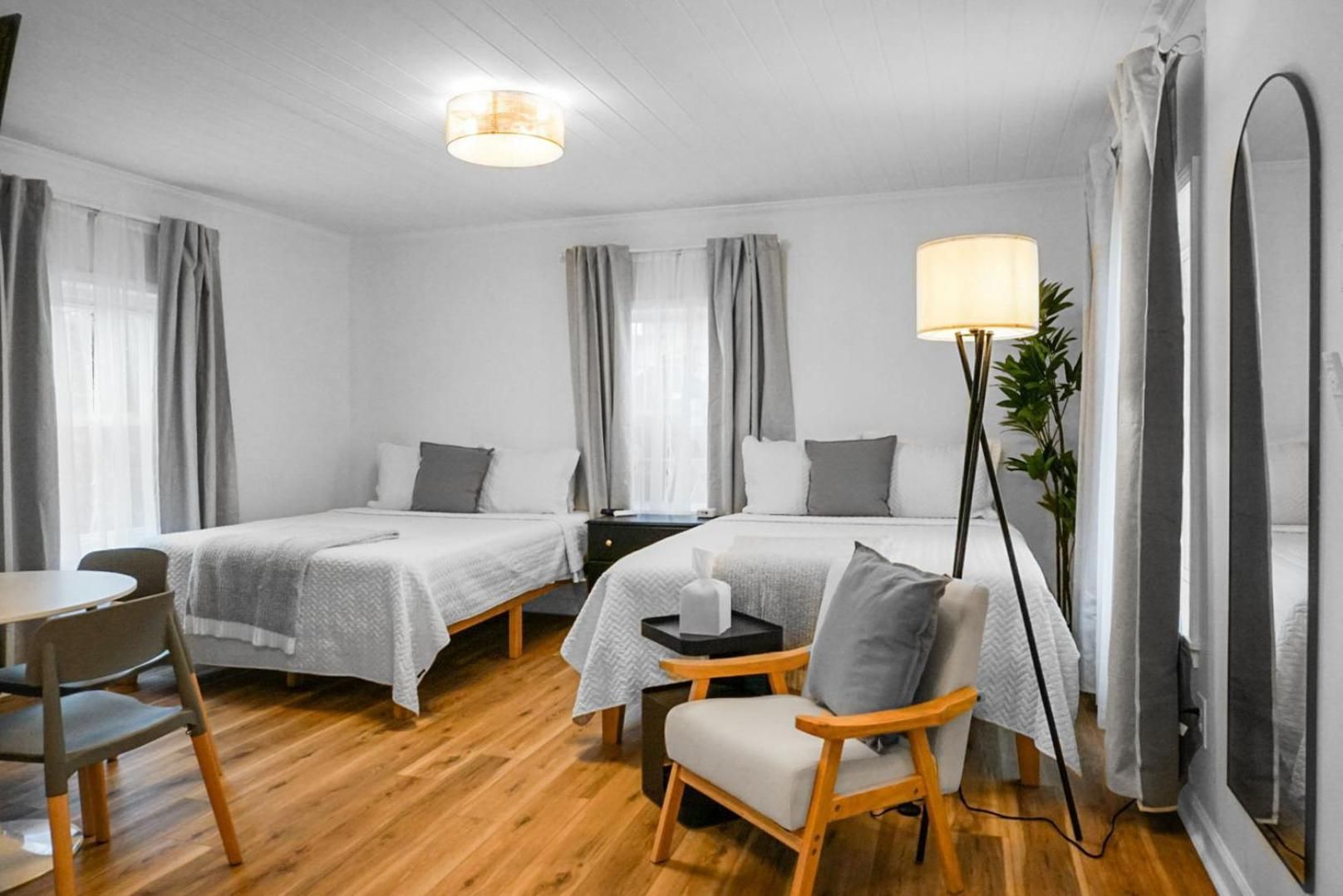Deluxe Queen Room with Two Queen Beds