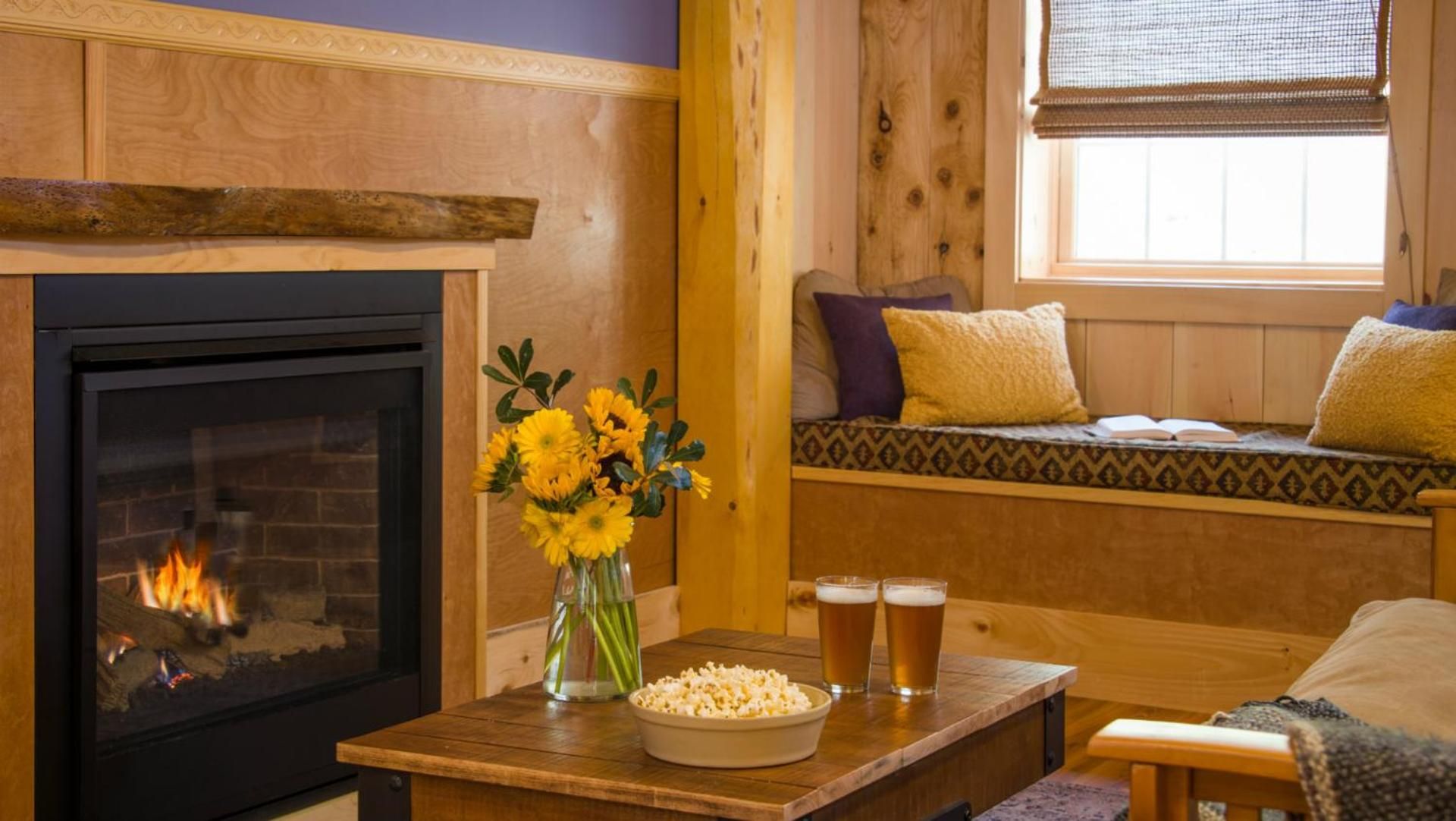Cabin 7 - Hemlock Hideaway (Pet Friendly)