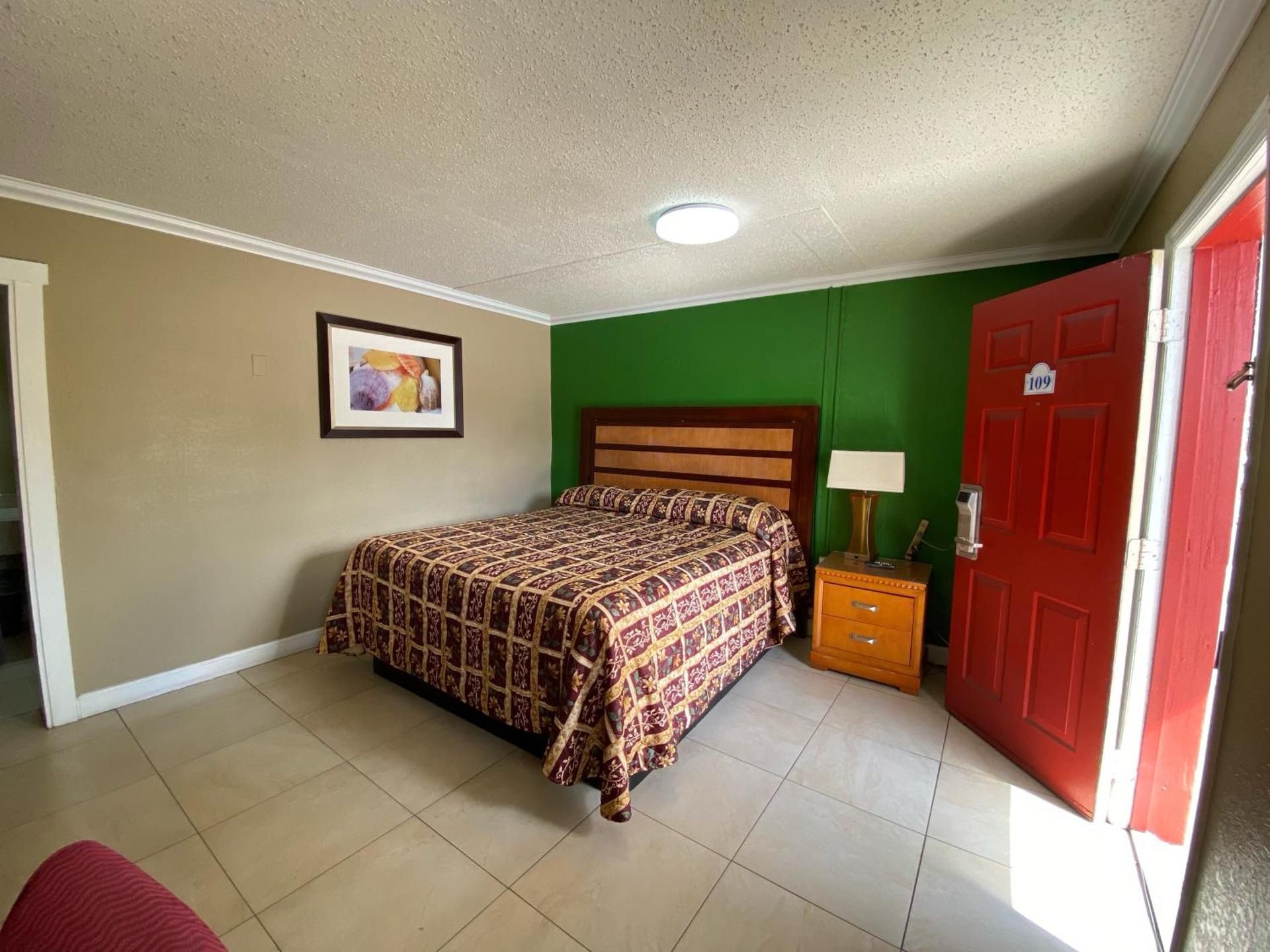 King Room - Non - Smoking 