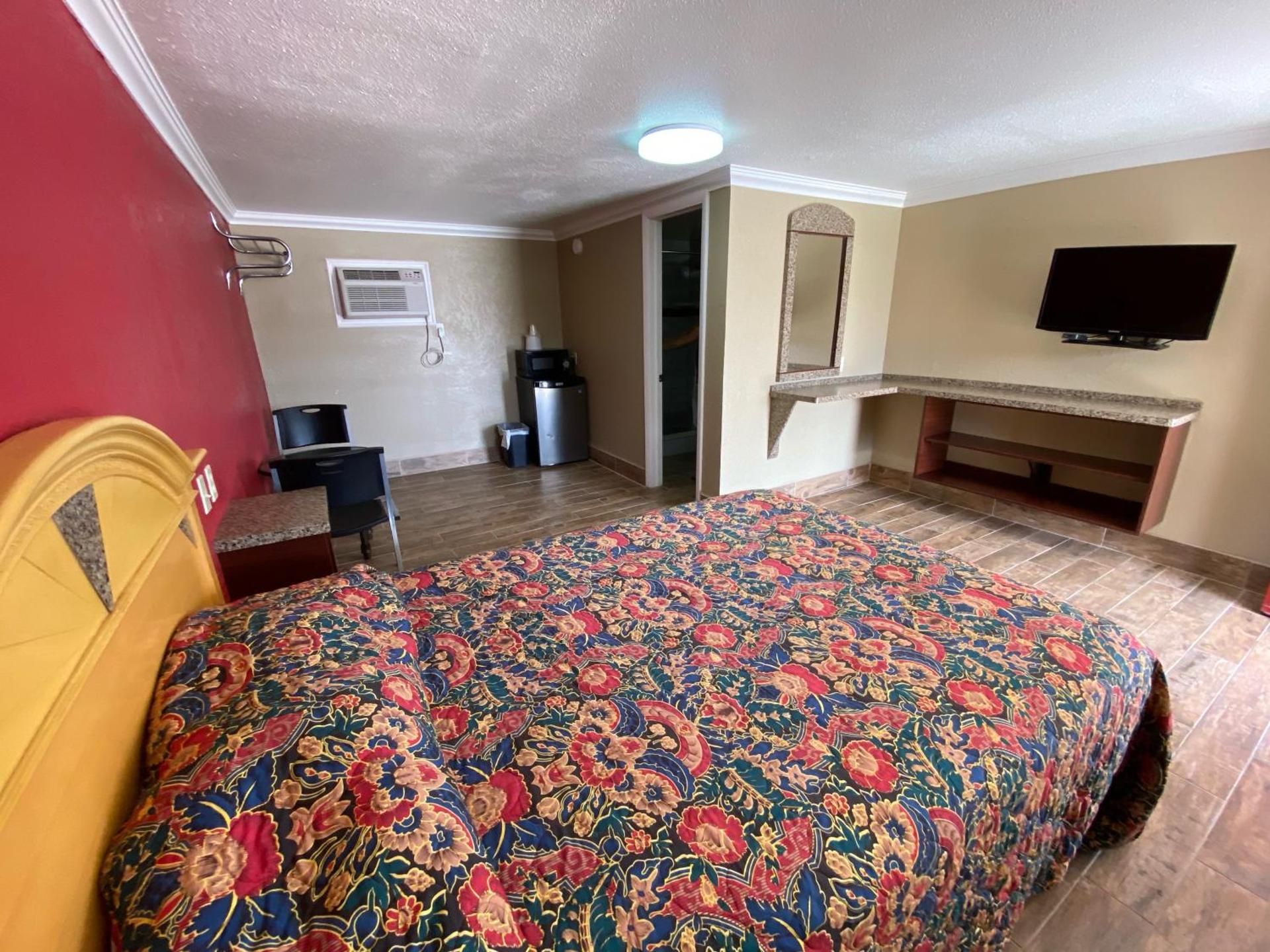 Economy Single Room
