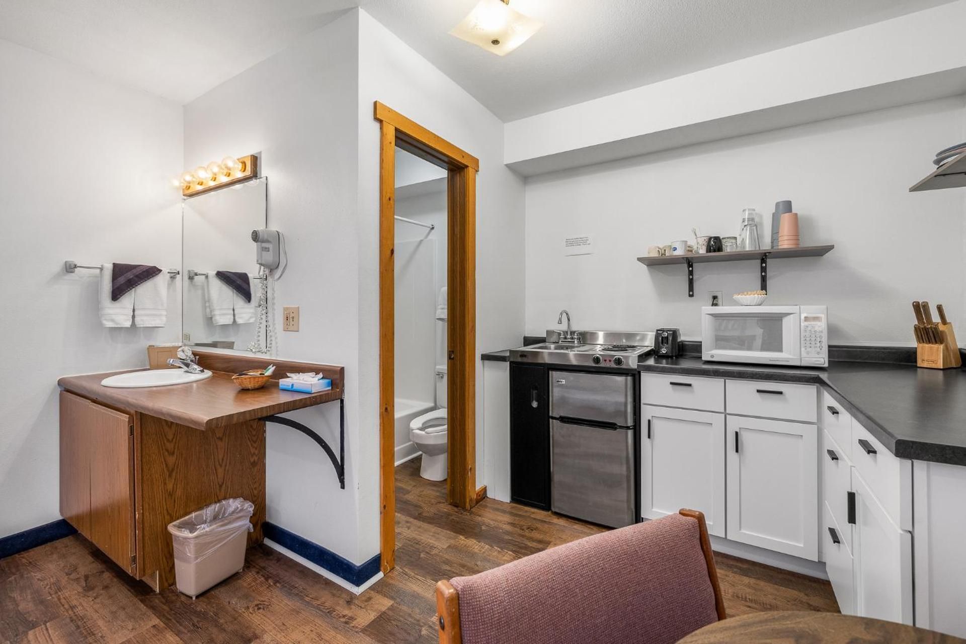 Deluxe Family Suite