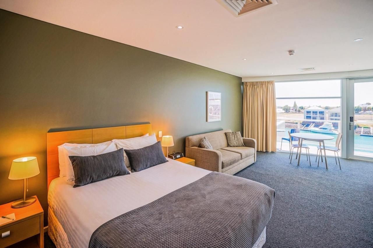 Suite with Sea View