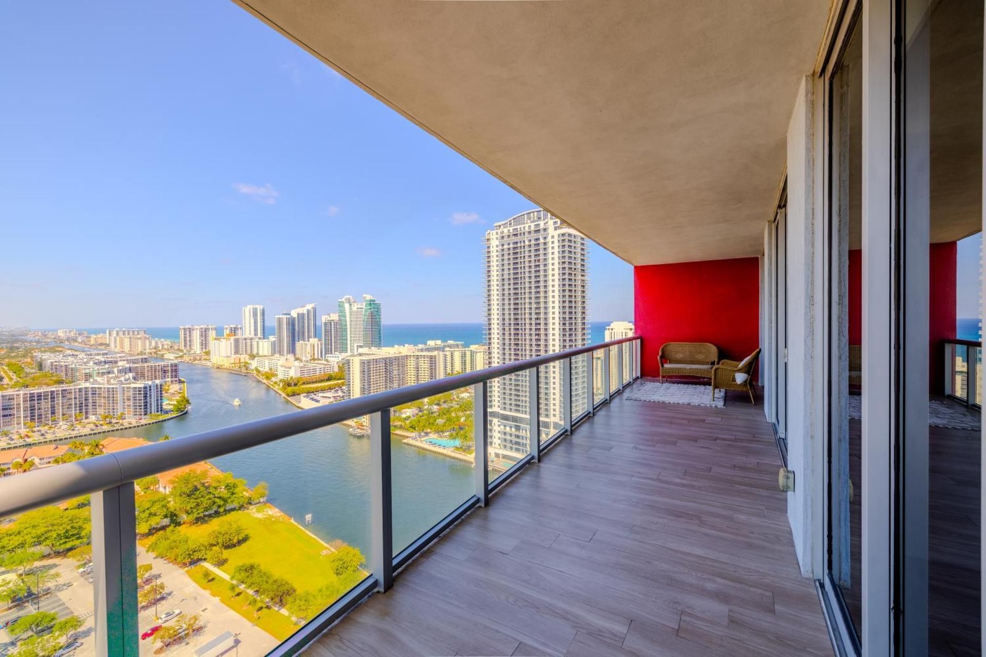 Apartment with Sea View