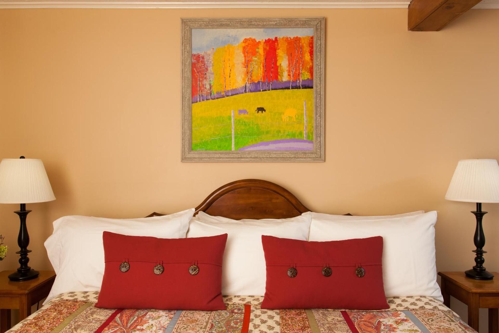 Wildflower Fireplace Cottage Room