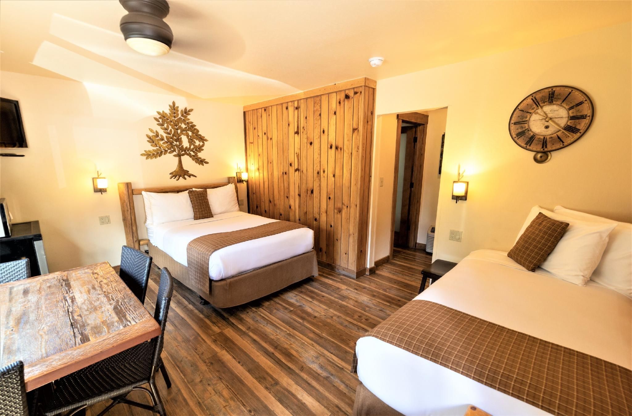 Family Cabin #19-Cabin-Family-Ensuite with Bath-Garden View