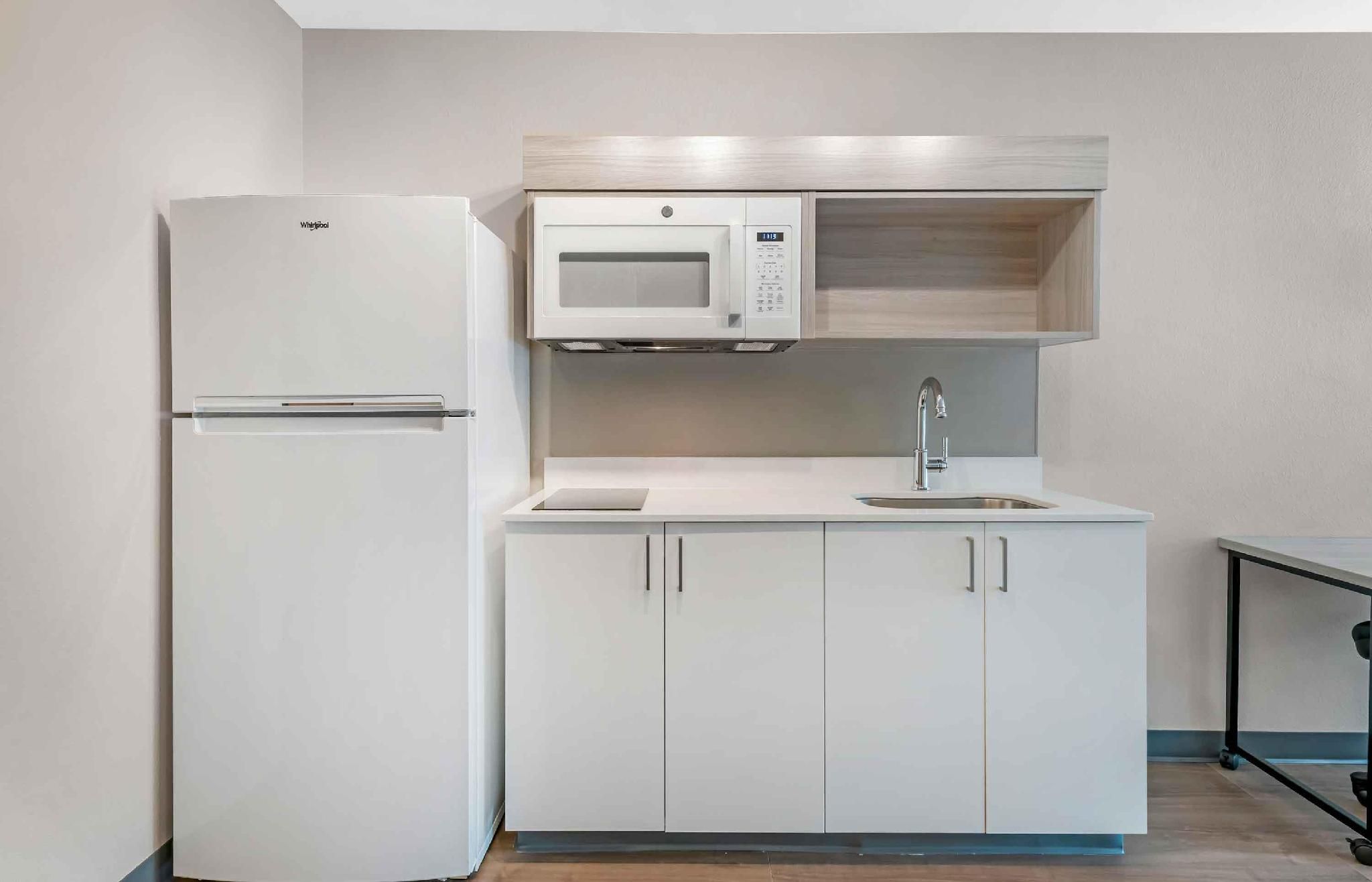 Standard Studio 2 Queen Beds Non Smoking