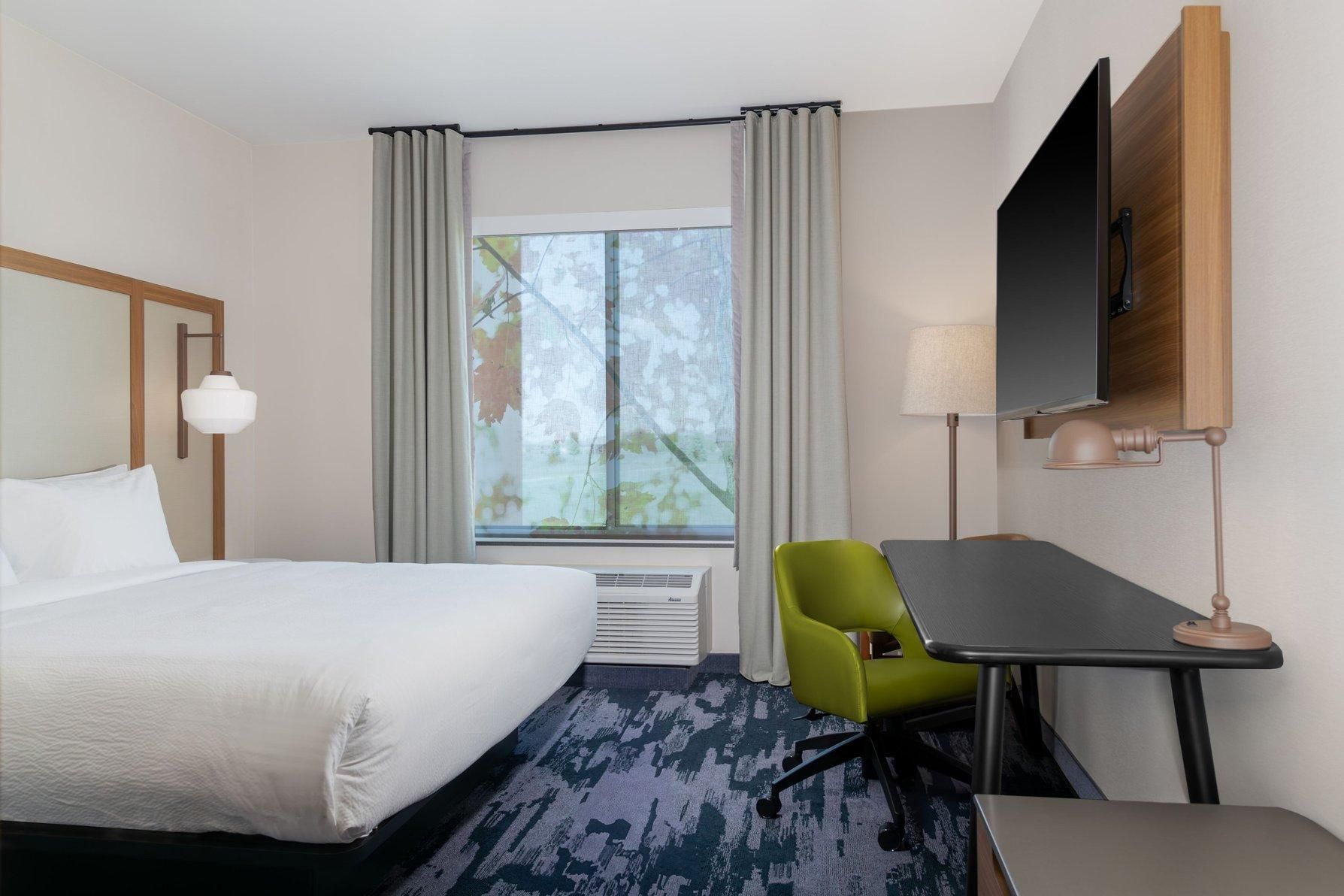 Guest Room, 1 King