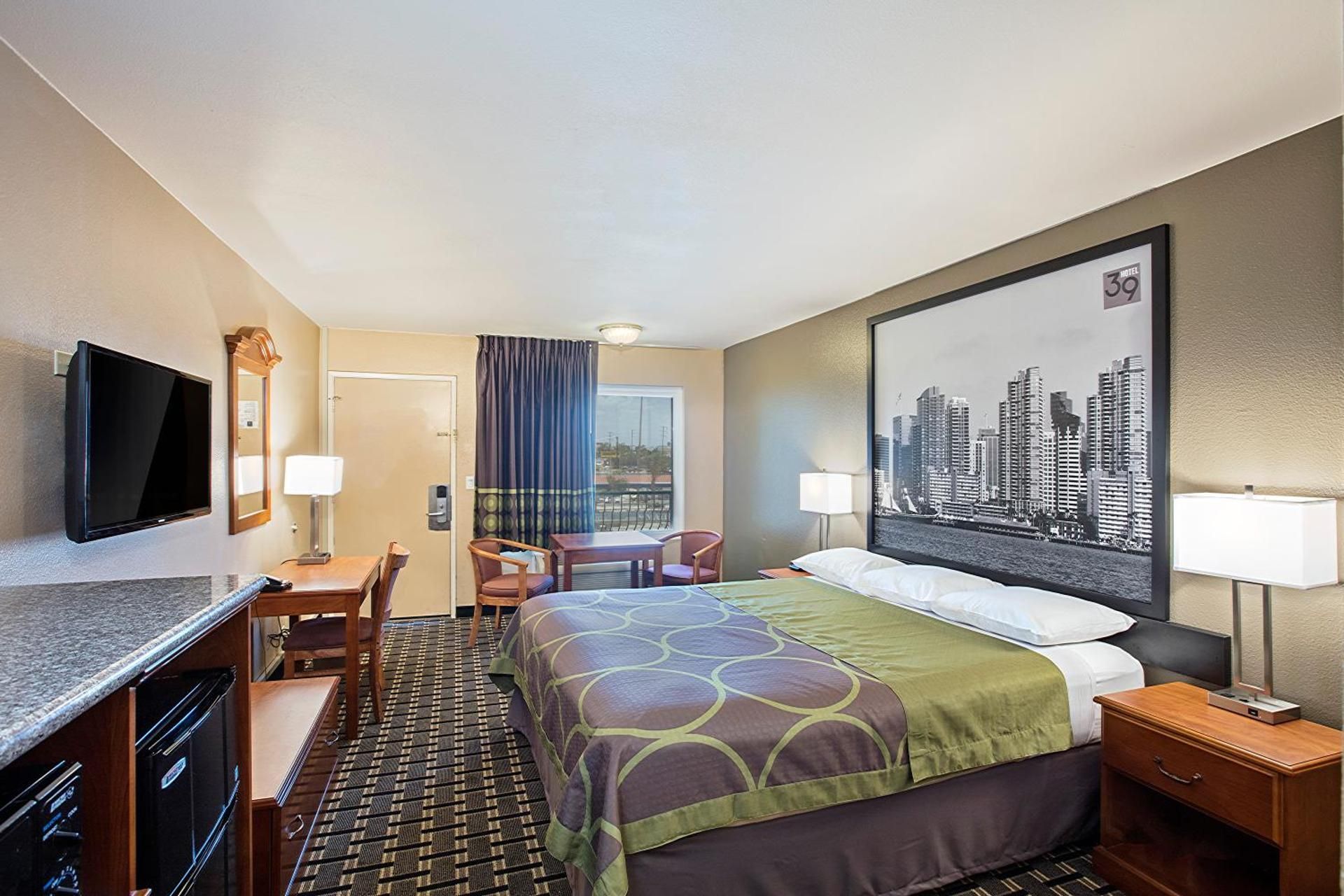 King Room - Disability Access/Non-Smoking
