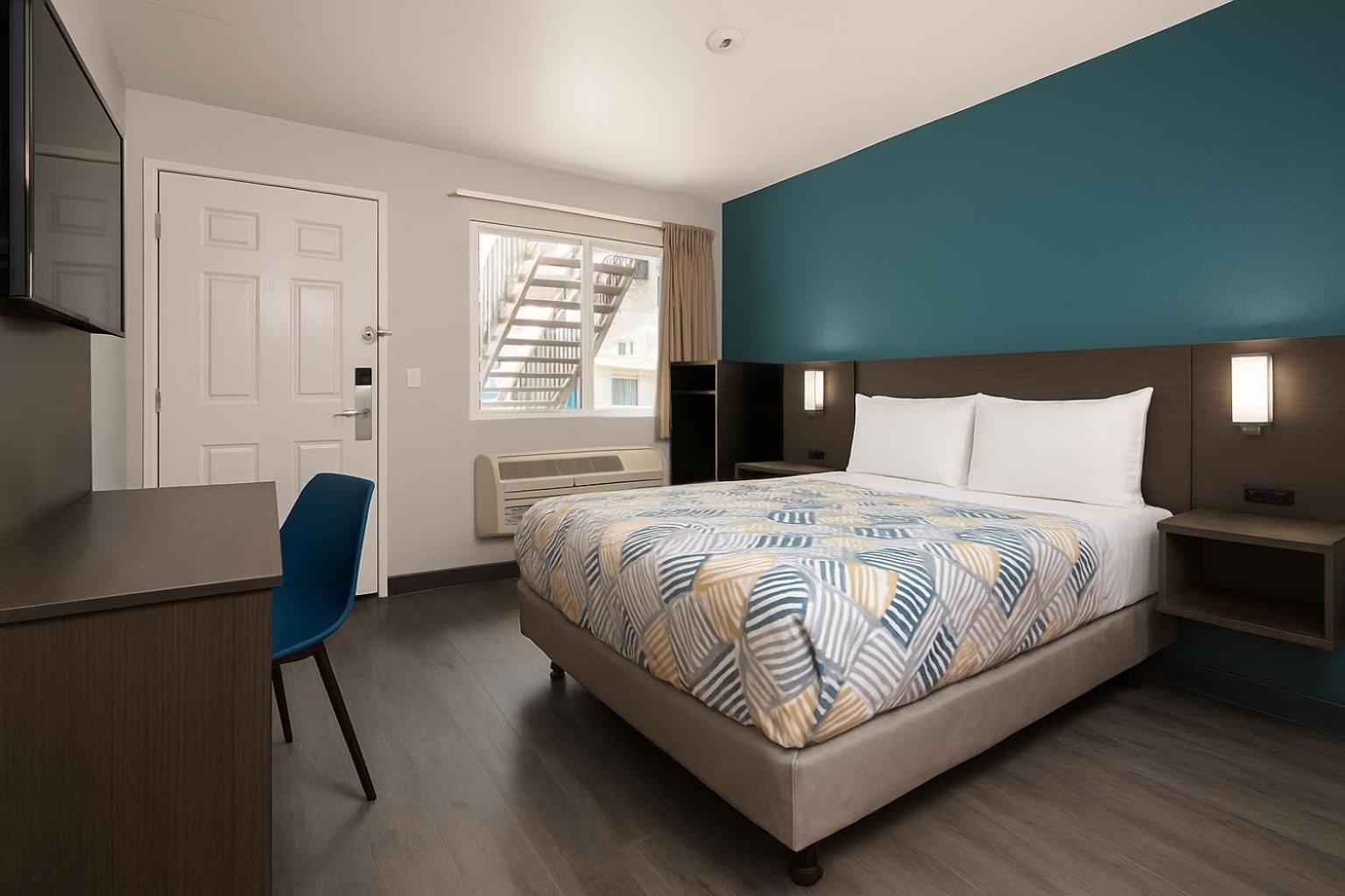 Double Room - Disability Access - Roll In Shower