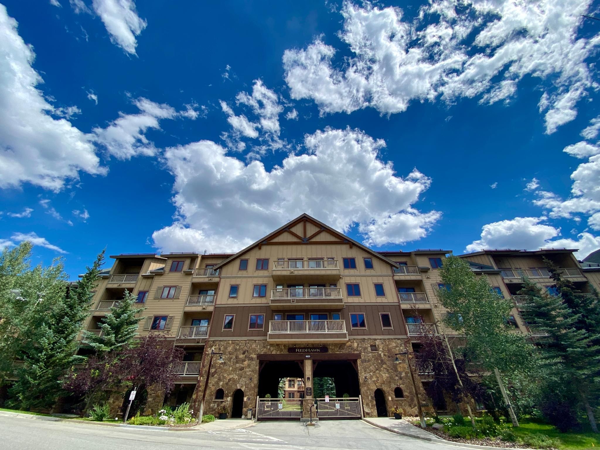 Red Hawk Lodge 2281