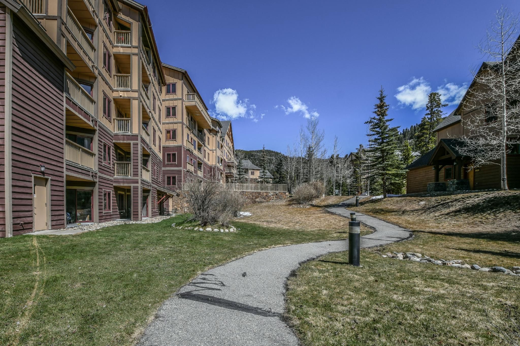 Red Hawk Lodge 2281