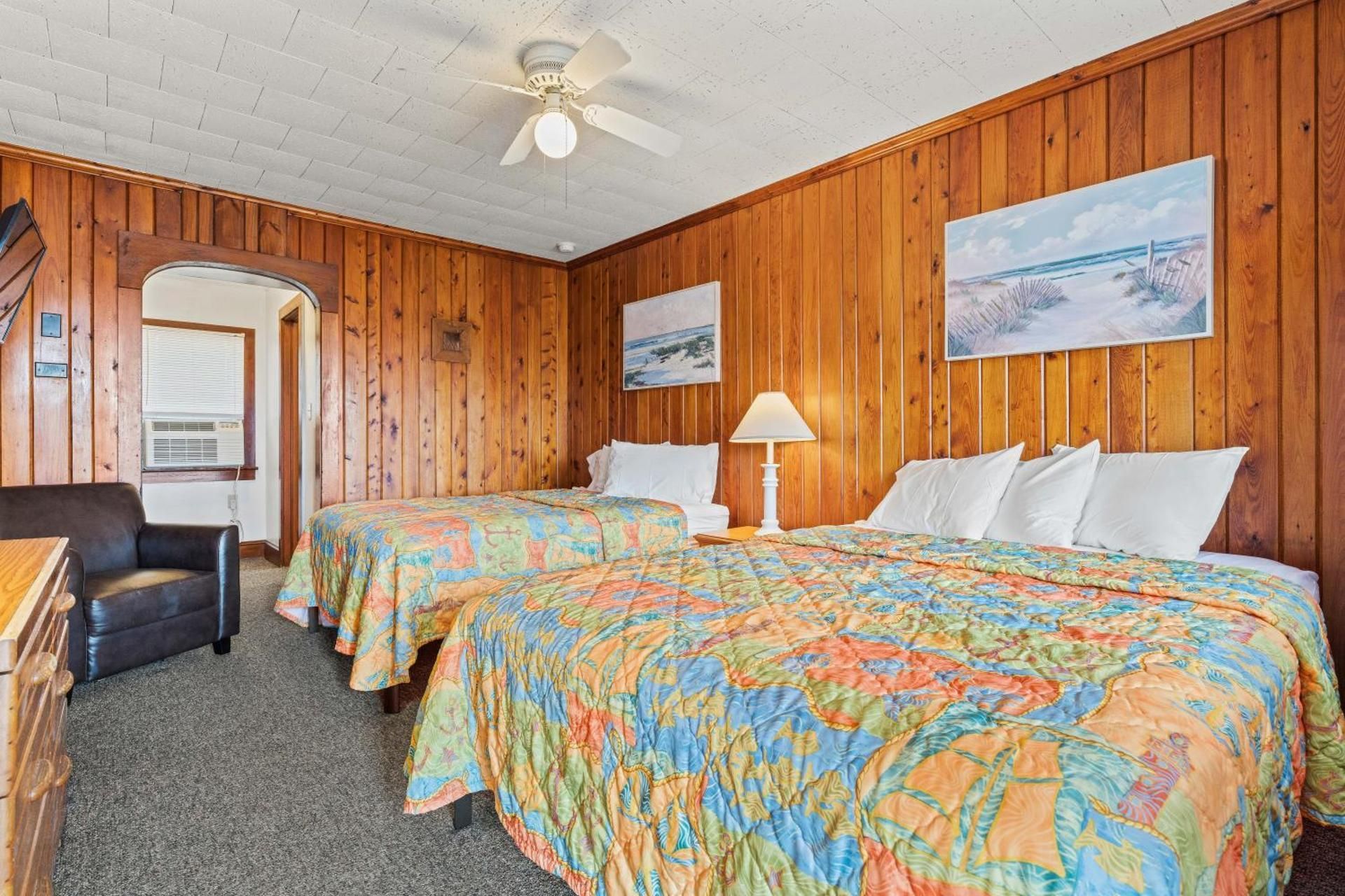 Double Room with Pool View - No Pets Allowed