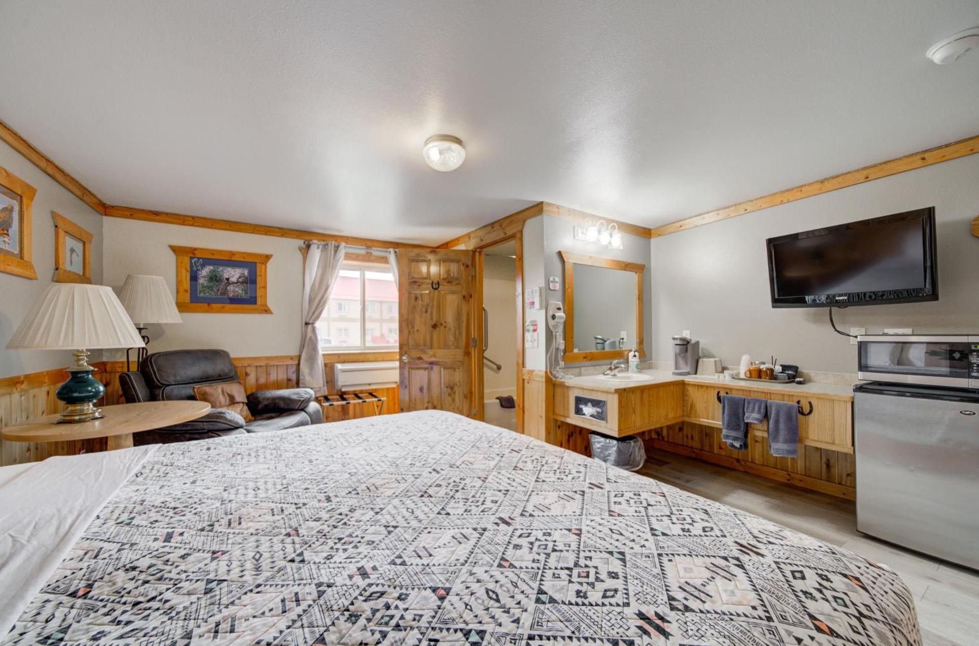 Superior King Room