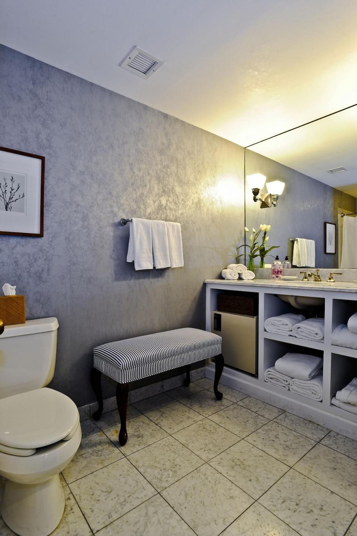 Queen Room - Disability Access
