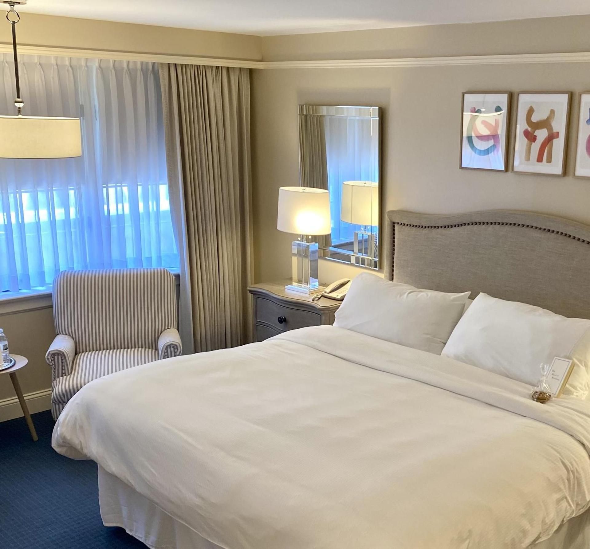 Deluxe King Room