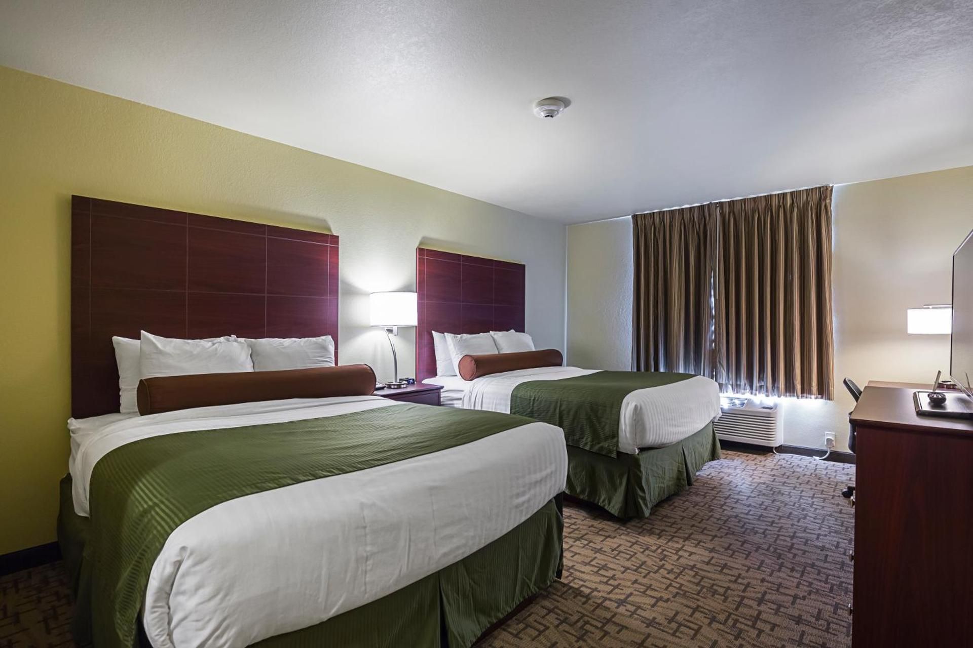 Queen Room with Two Queen Beds - Non-Smoking