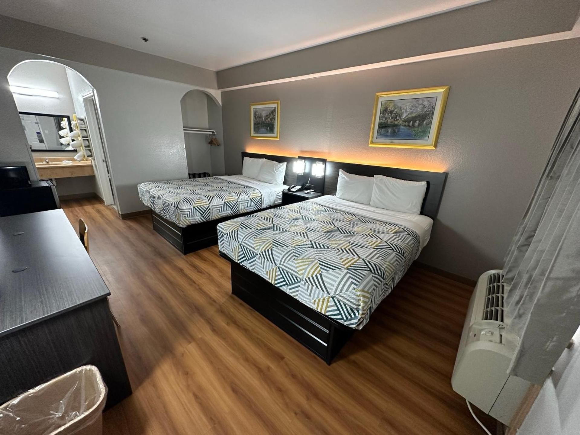 King Room