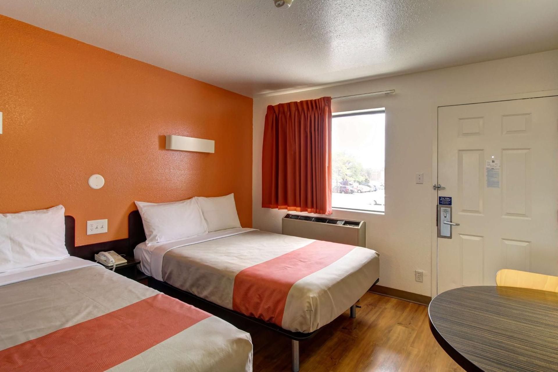 Quadruple Room - Non-Smoking