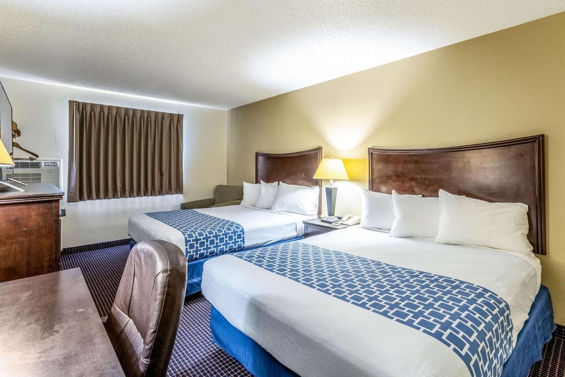 Queen Room with Two Queen Beds - Non-Smoking