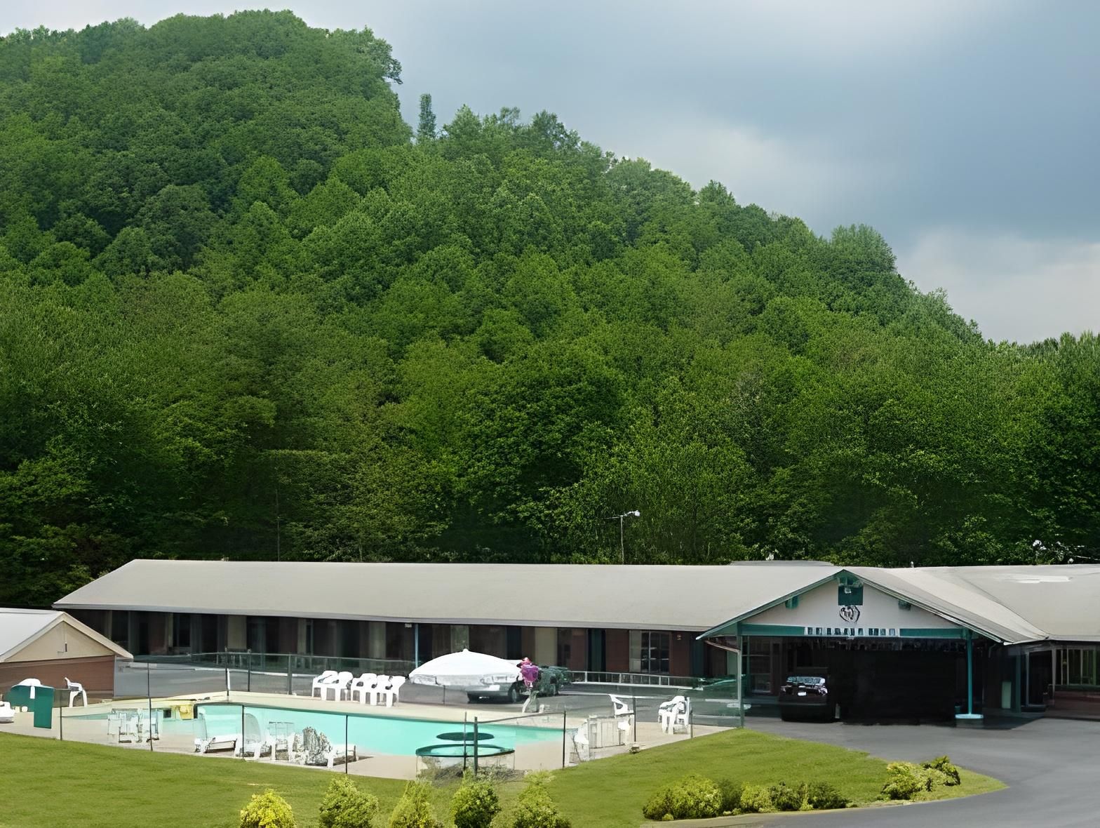 Three Double Beds Non Smoking