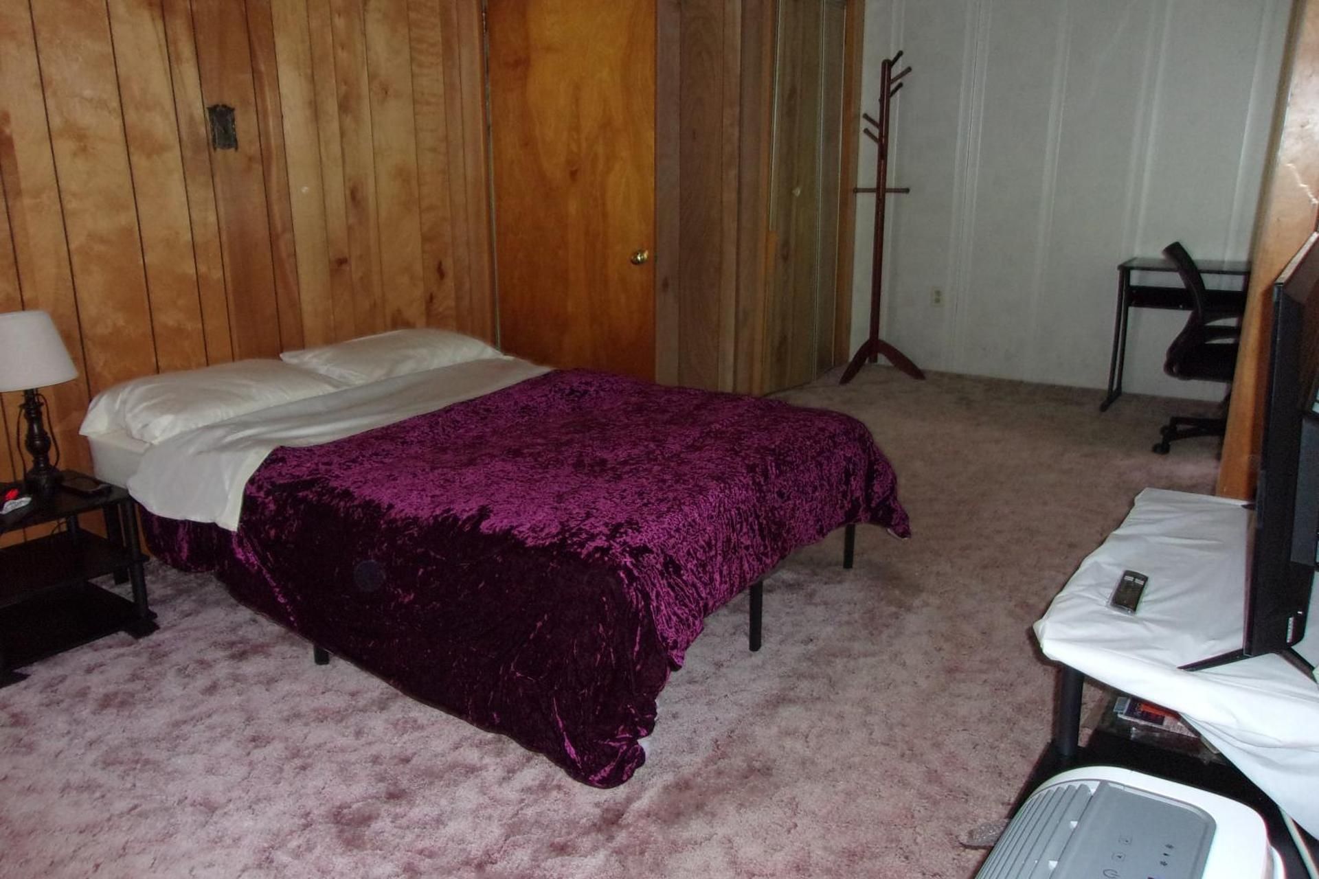 Double or Twin Room with Mountain View