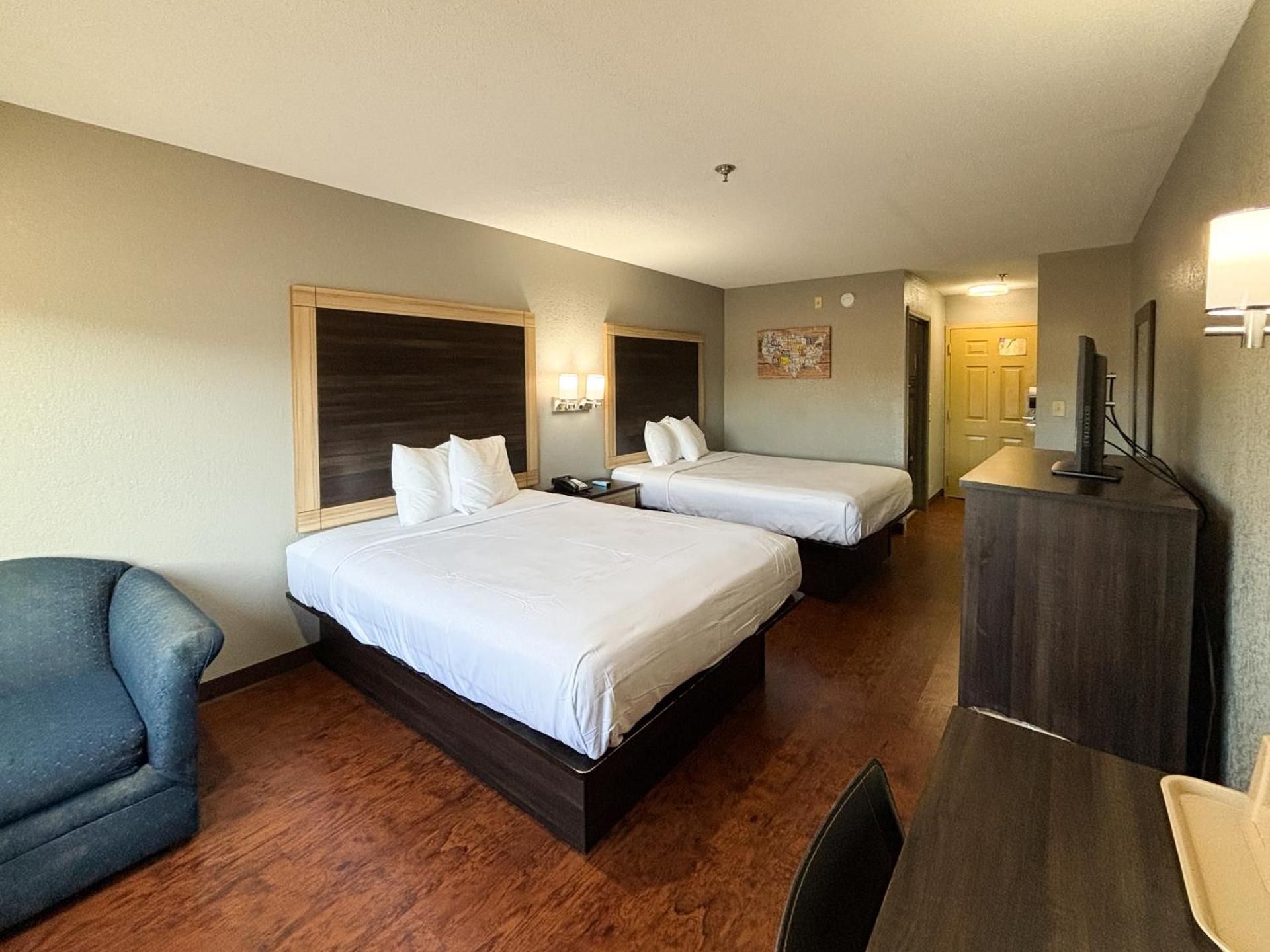 Queen Room with Two Queen Beds - Non-Smoking