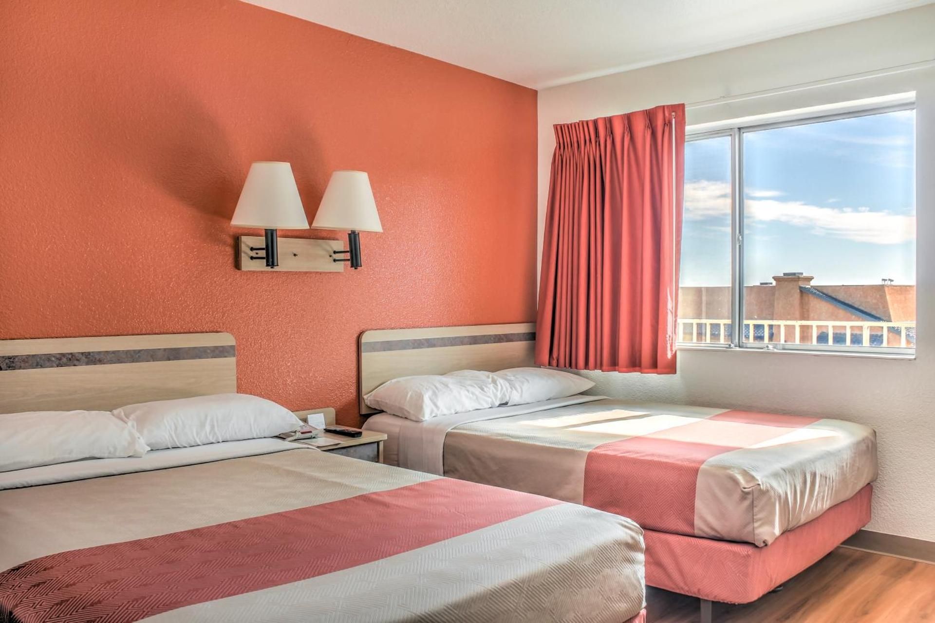 Double Room - Disability Access - Roll In Shower