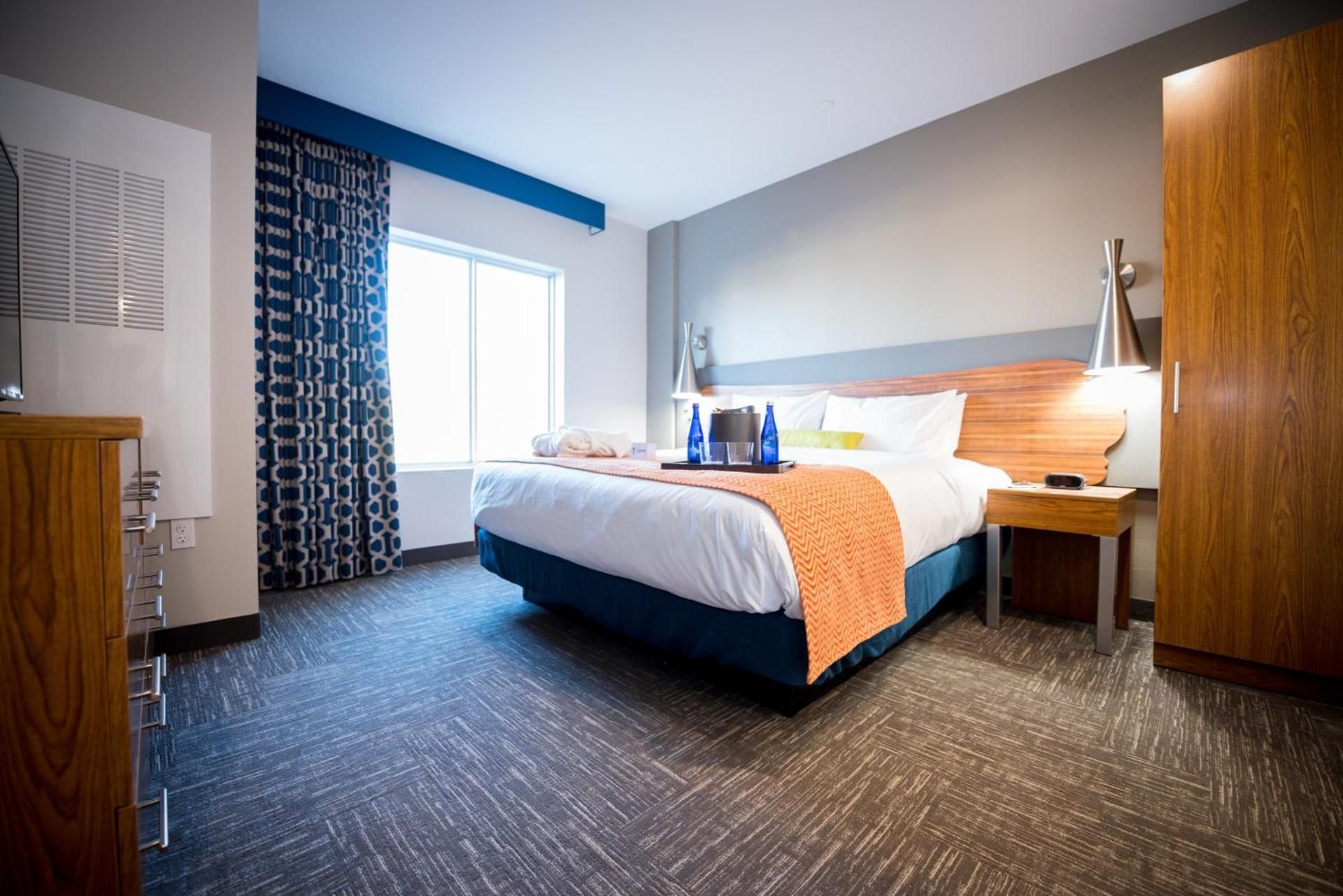 Junior King Suite with Patio