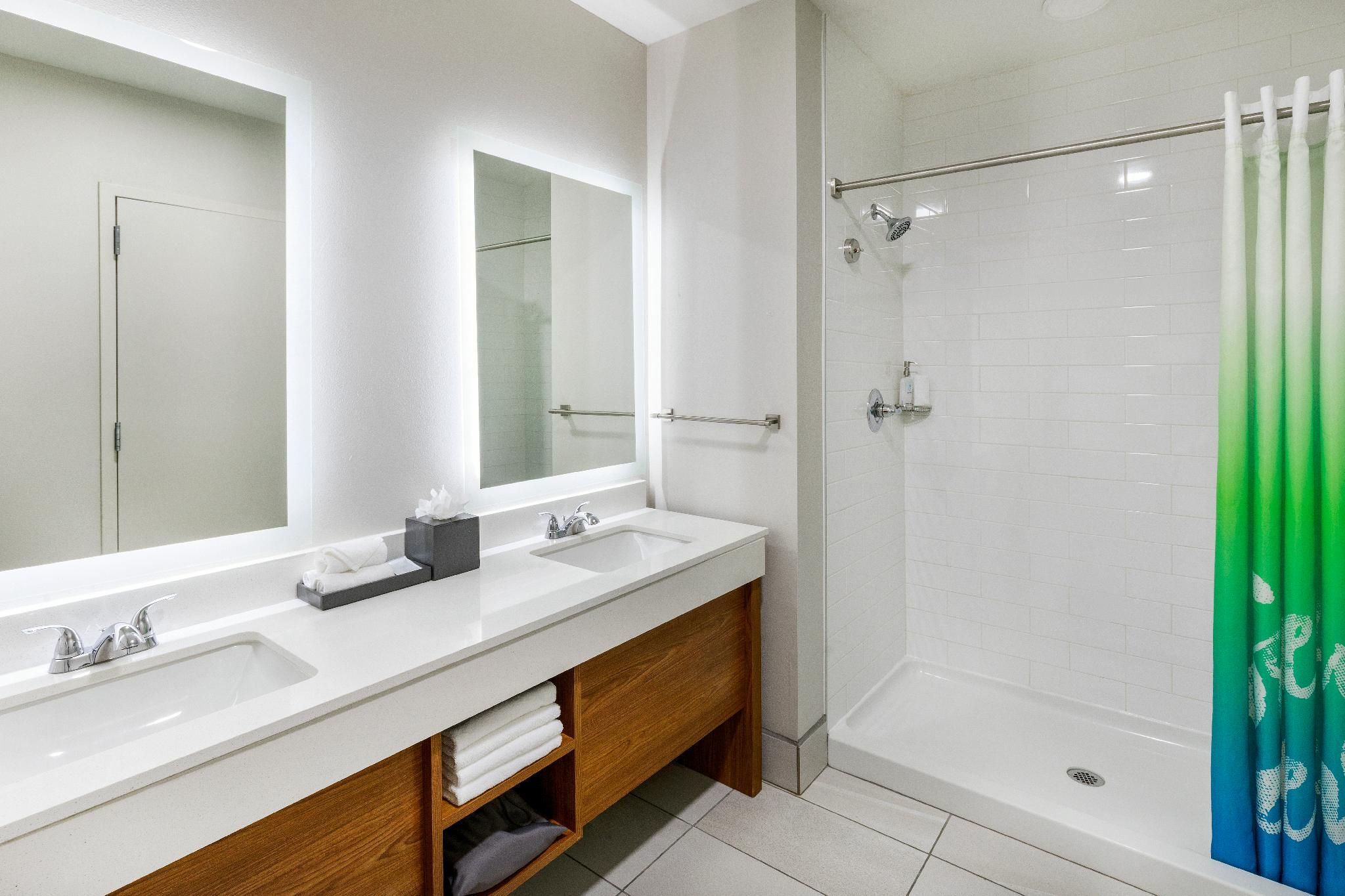 Two Bedroom Grand Corner Patio Suite