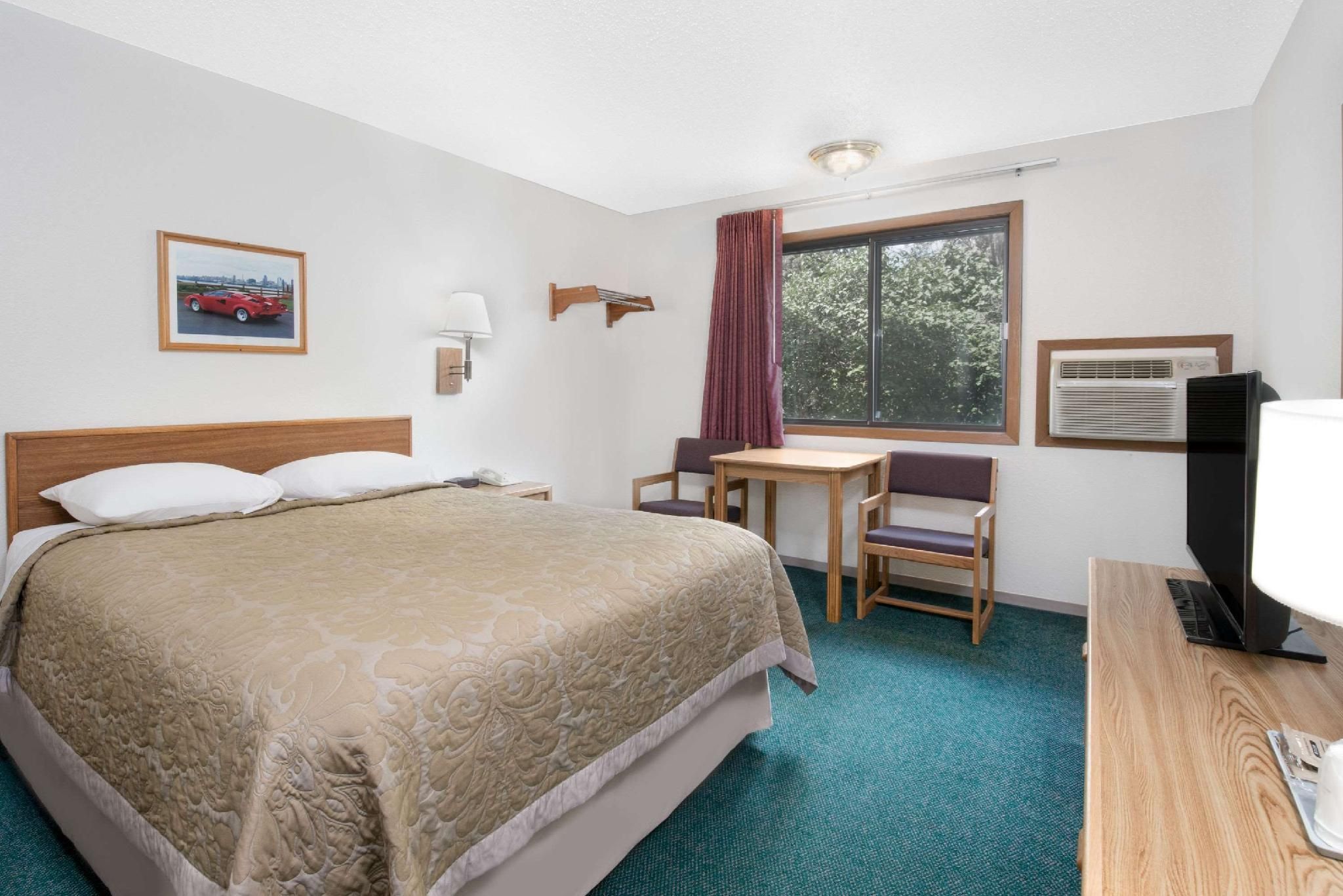 Super 8 By Wyndham Murdo 1 Queen Bed Accessible Room Non-Smoking 2