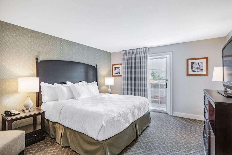 Superior King Room - Non-Smoking