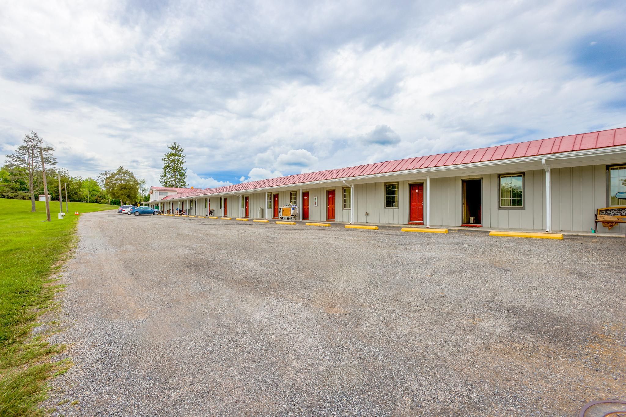 Budget Inn By OYO Natural Bridge I-81