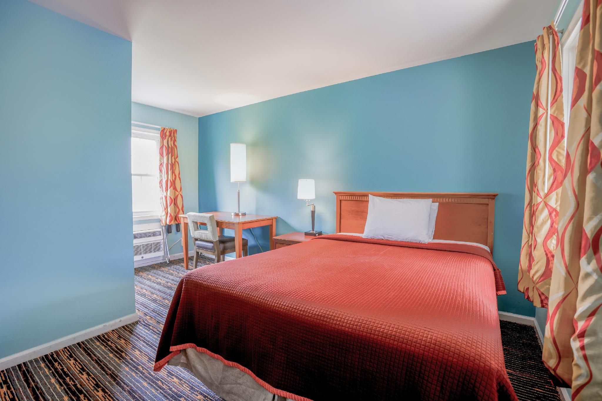 Relax Inn By OYO Natural Bridge I-81 Queen Bed Non-Smoking