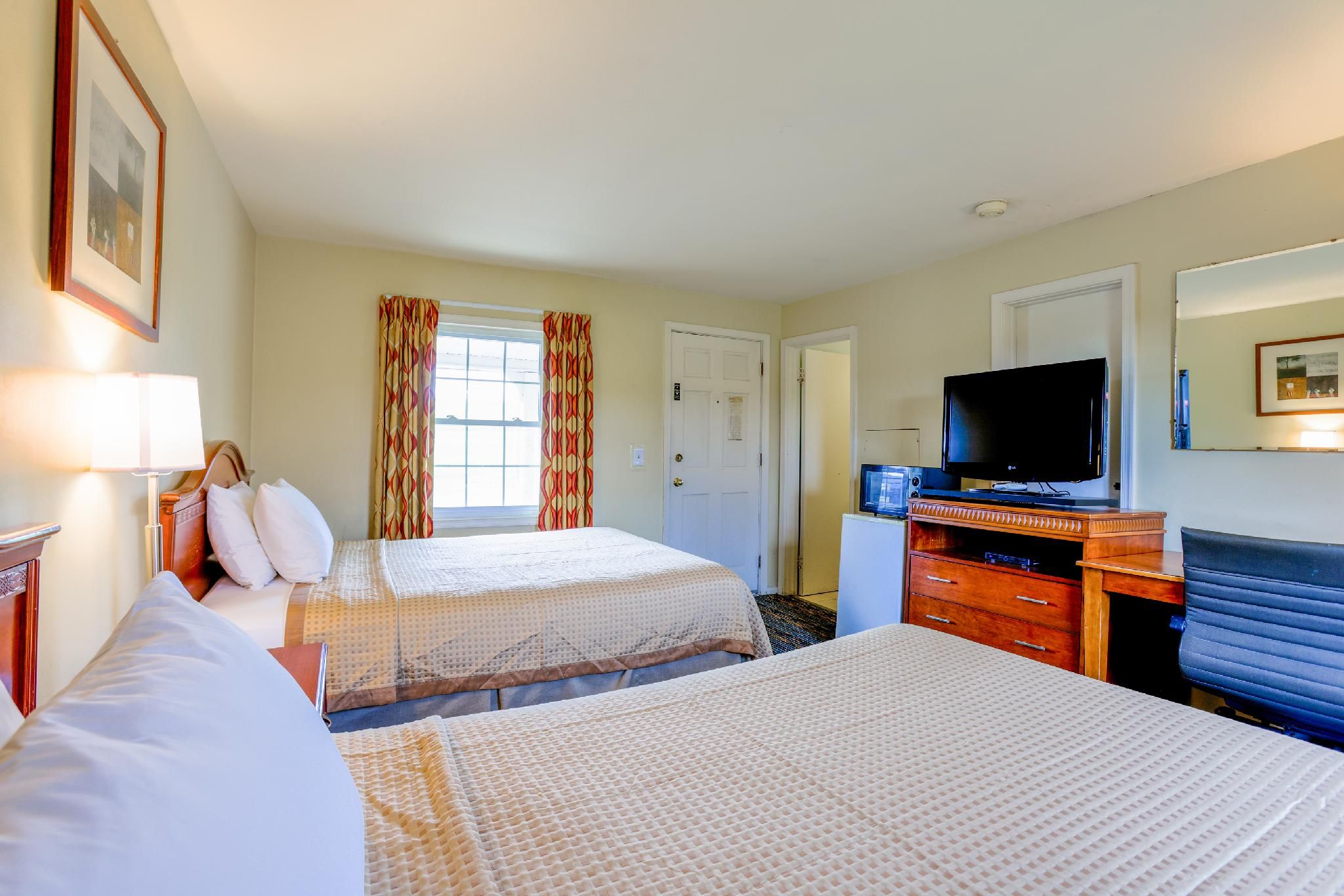 2 Queen Beds Non-Smoking