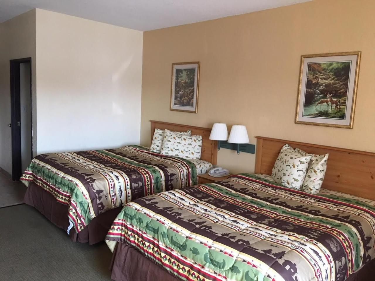 Queen Room with Two Queen Beds - Non-Smoking