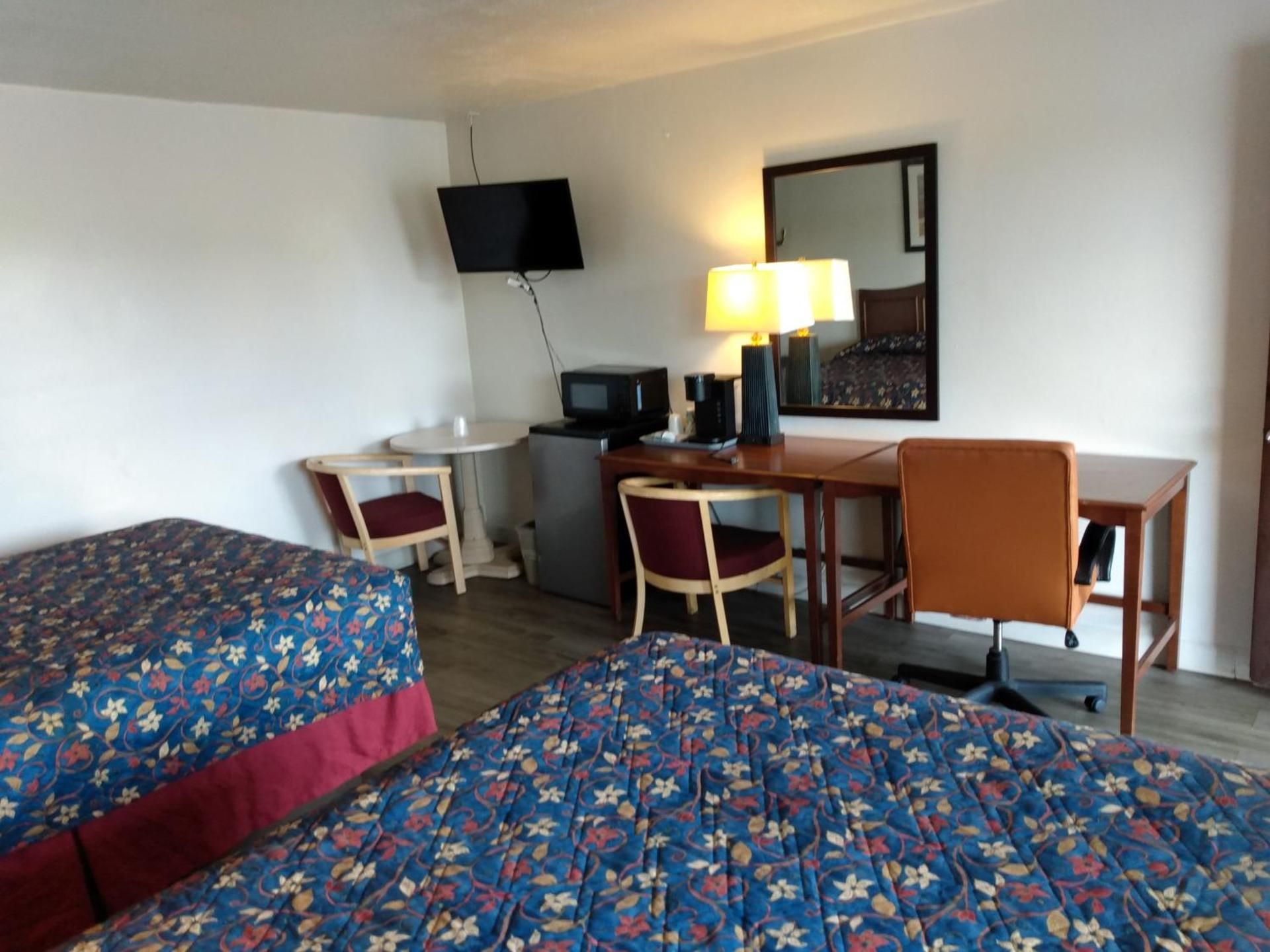 Queen Room