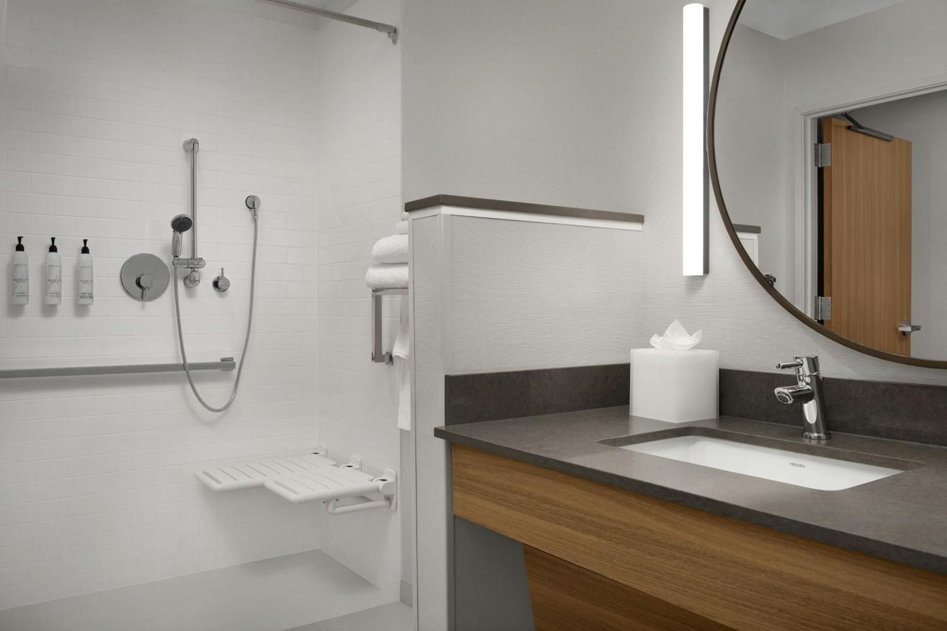 Standard King Room with Roll-In Shower - Mobility/Hearing Accessible