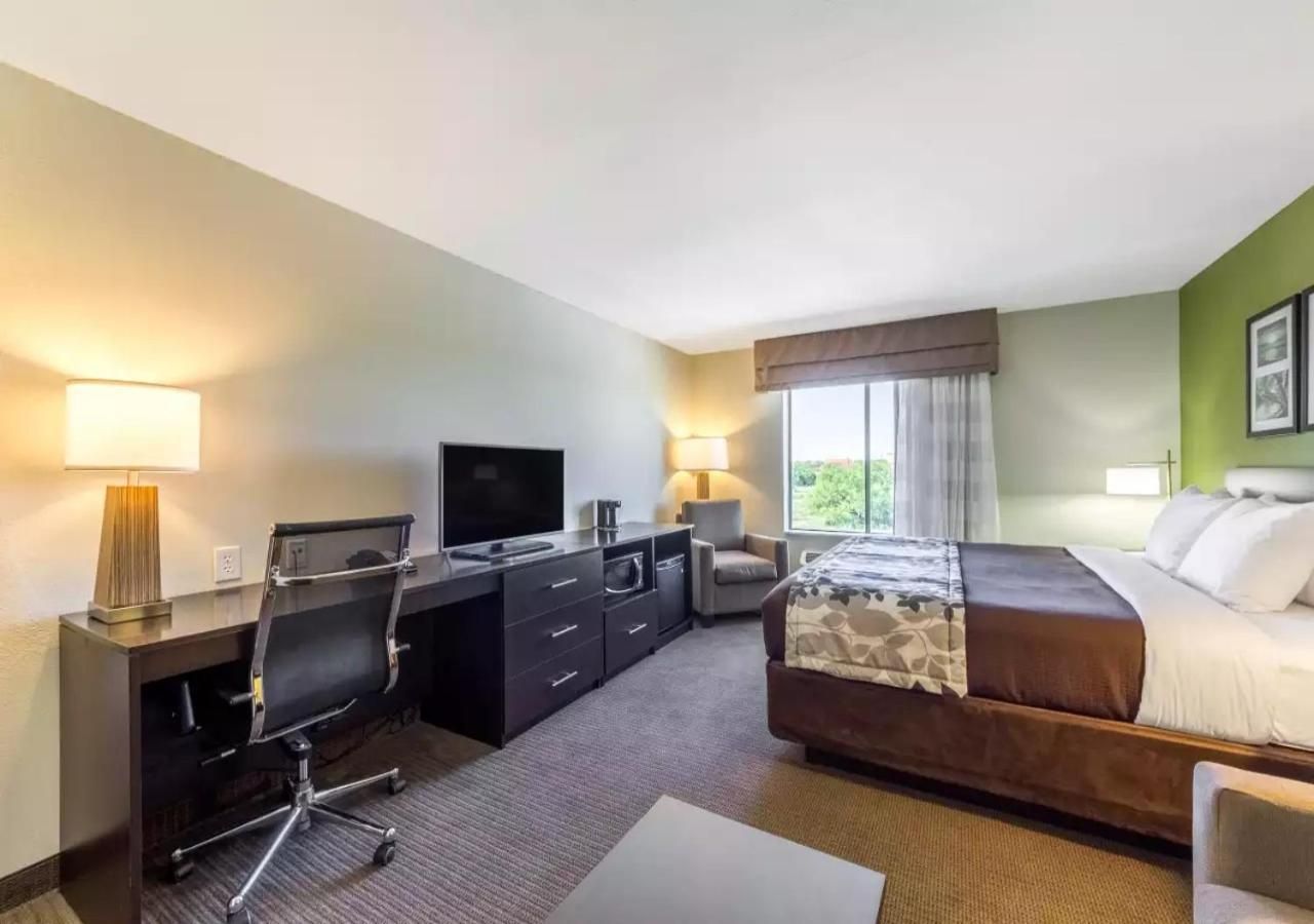 King Room - Accessible/Non-Smoking