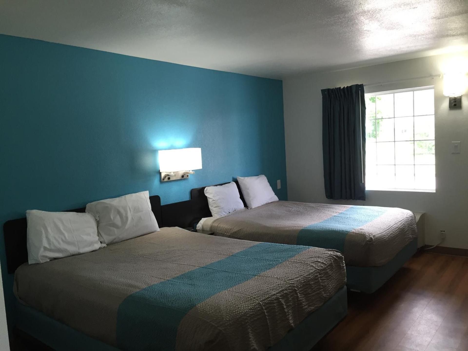 Deluxe Queen Room with Two Queen Beds - Non-Smoking