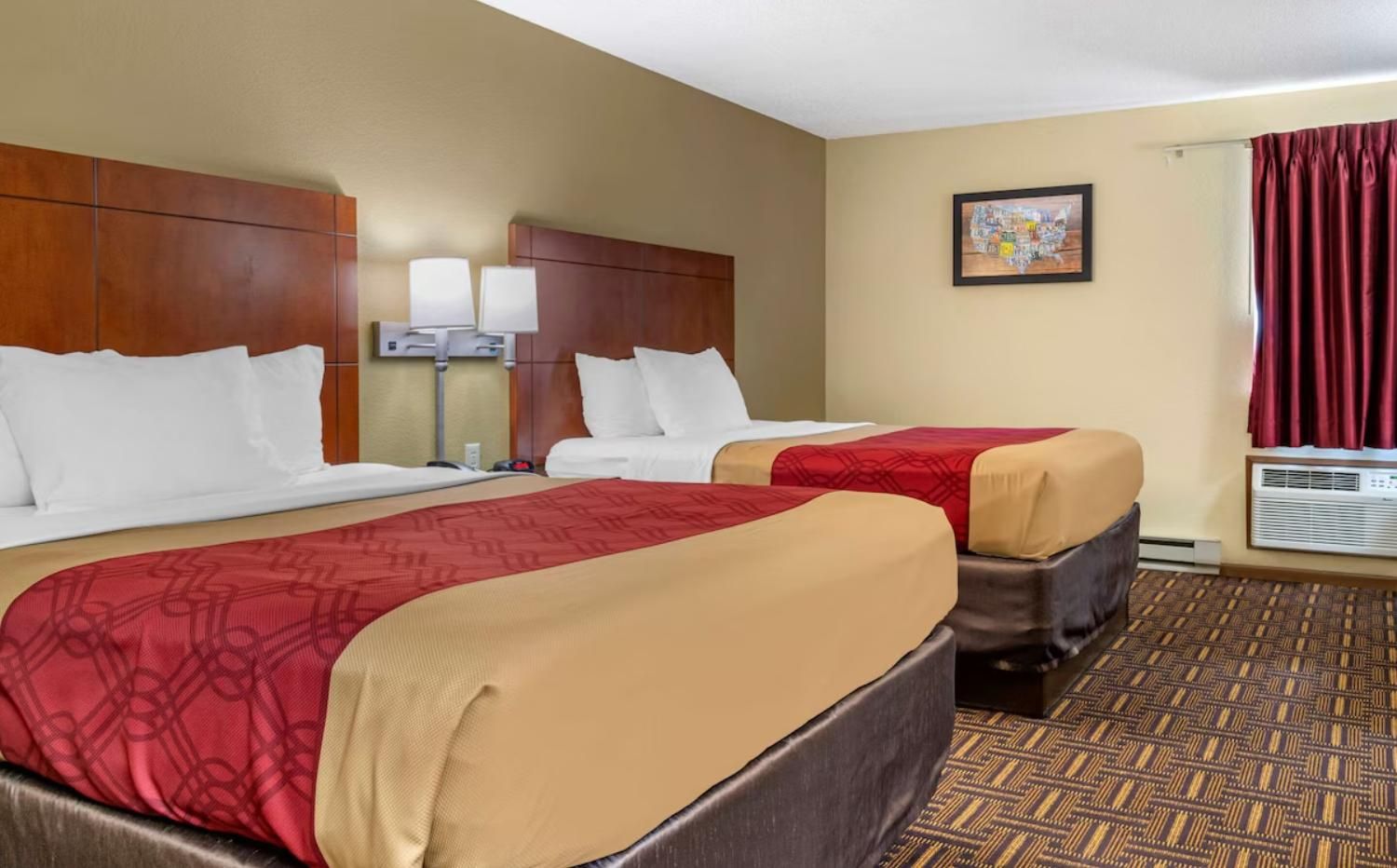 CORATEL INN & SUITES BY JASPER RIVERFALLS Standard Queen