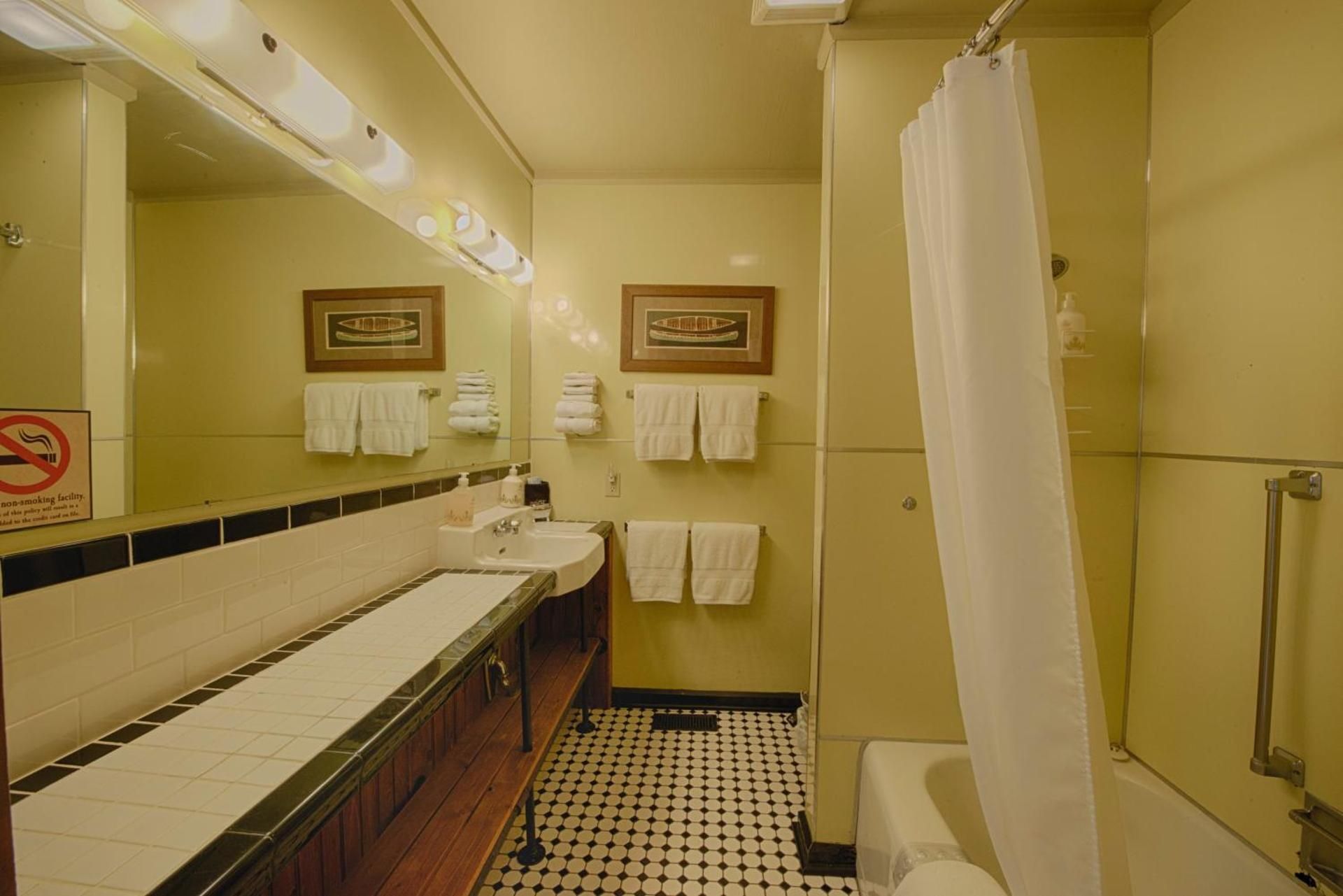 Historic Tapoco Lodge Resort Cheoah Cabin 3 2