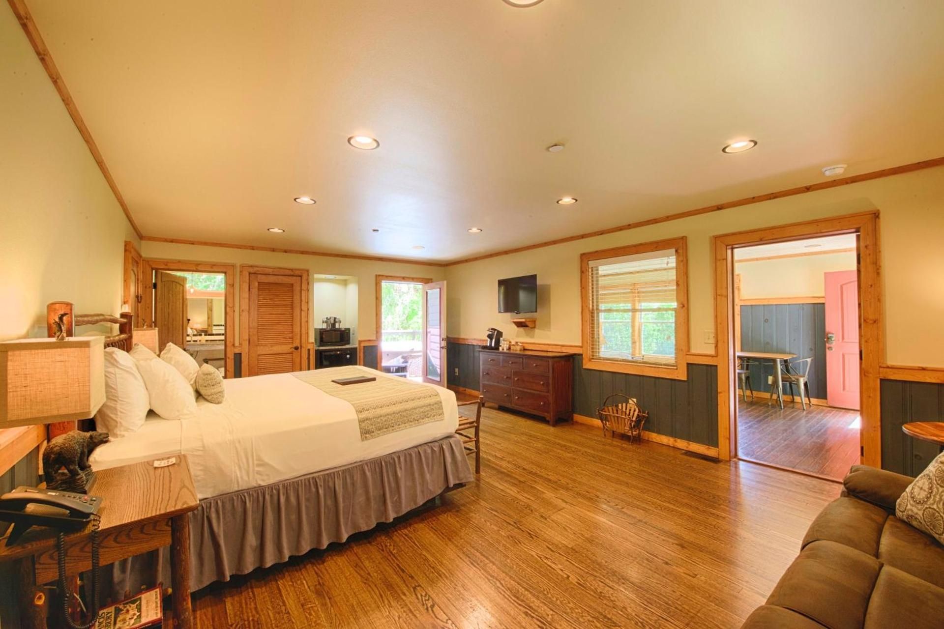 Alcoa Cabin 1