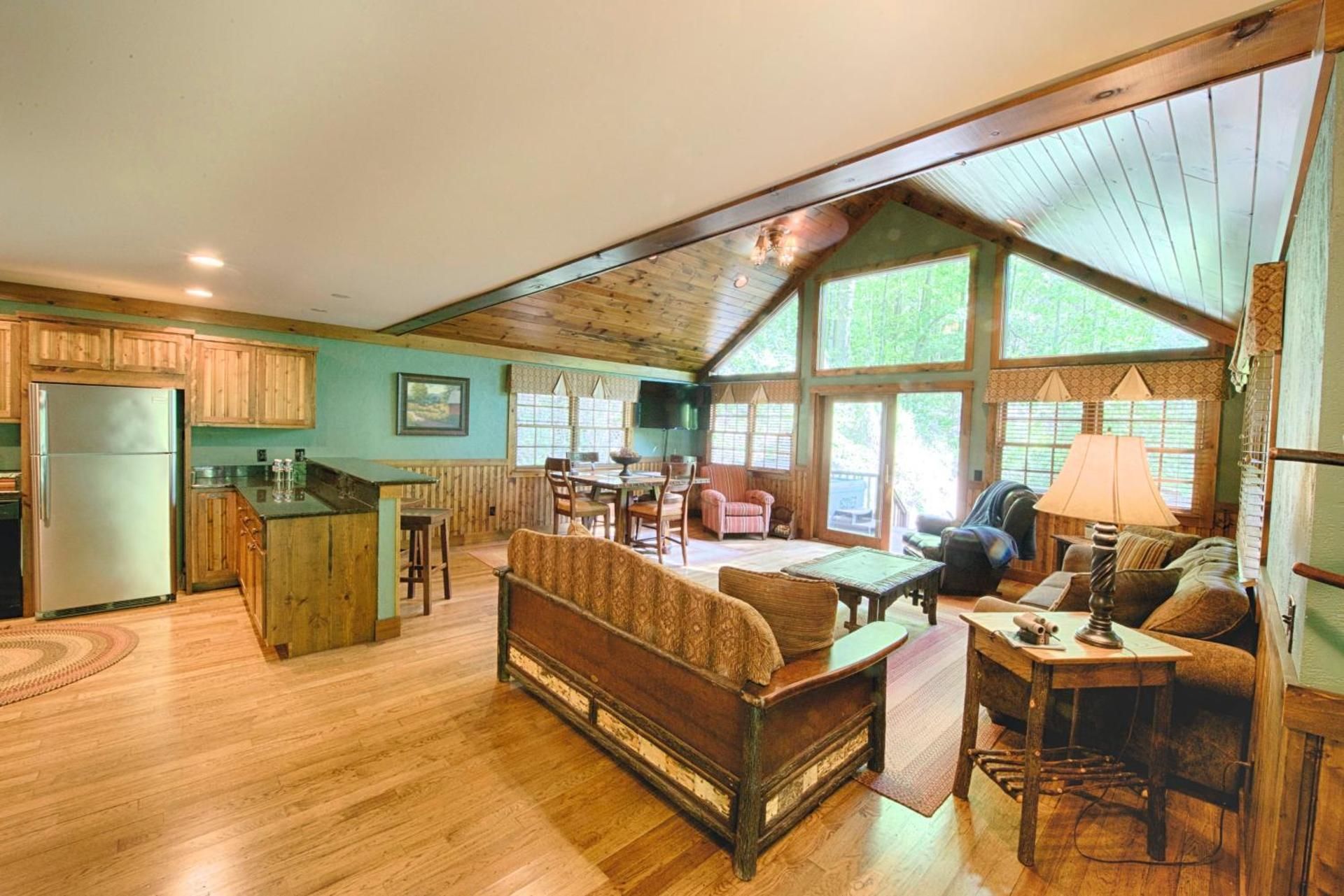 Historic Tapoco Lodge Resort White Oak Cabin 1  2