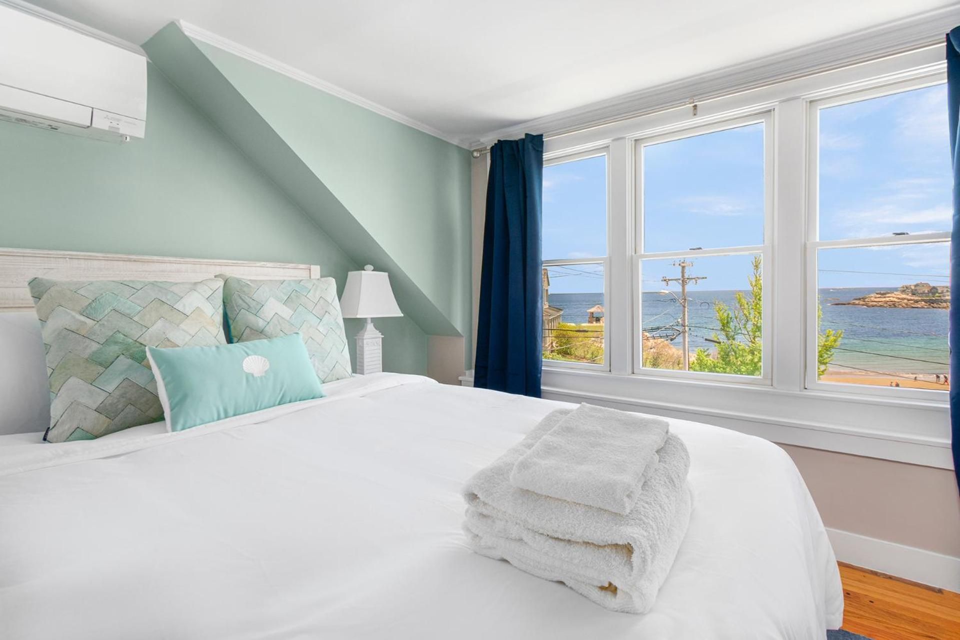 Queen Room with Sea View