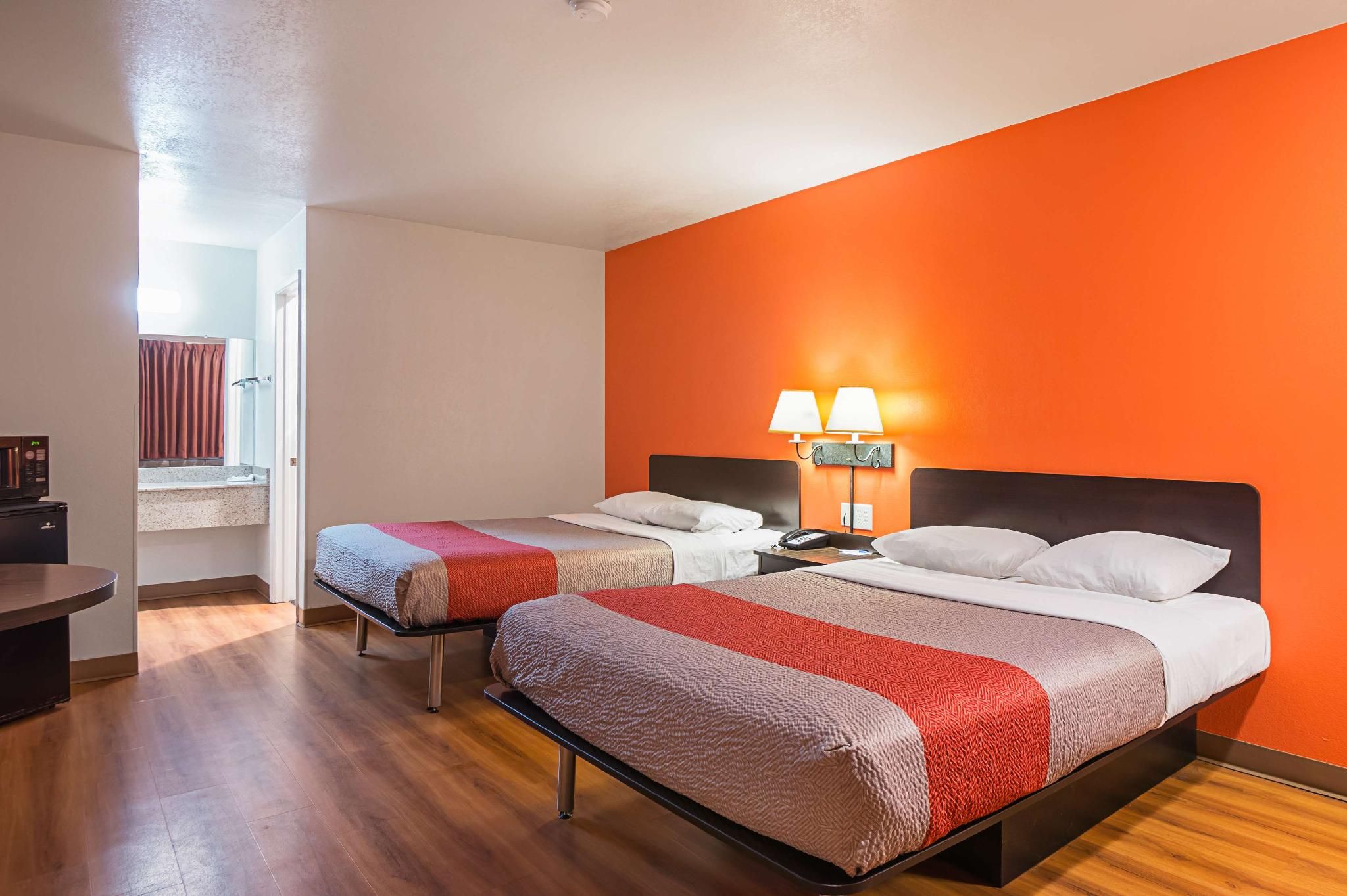 2 Queen Beds | Non-Smoking, Micfridge